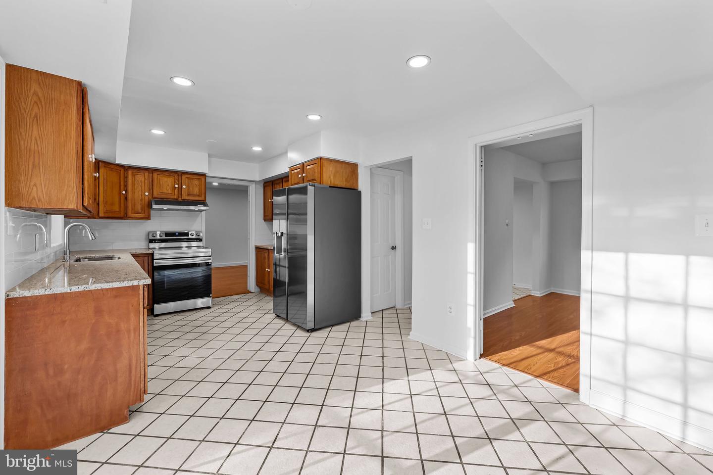 4001 MIDDLE RIDGE DR, FAIRFAX, Virginia 22033, 4 Bedrooms Bedrooms, ,2 BathroomsBathrooms,Residential,For sale,4001 MIDDLE RIDGE DR,VAFX2274160 MLS # VAFX2274160