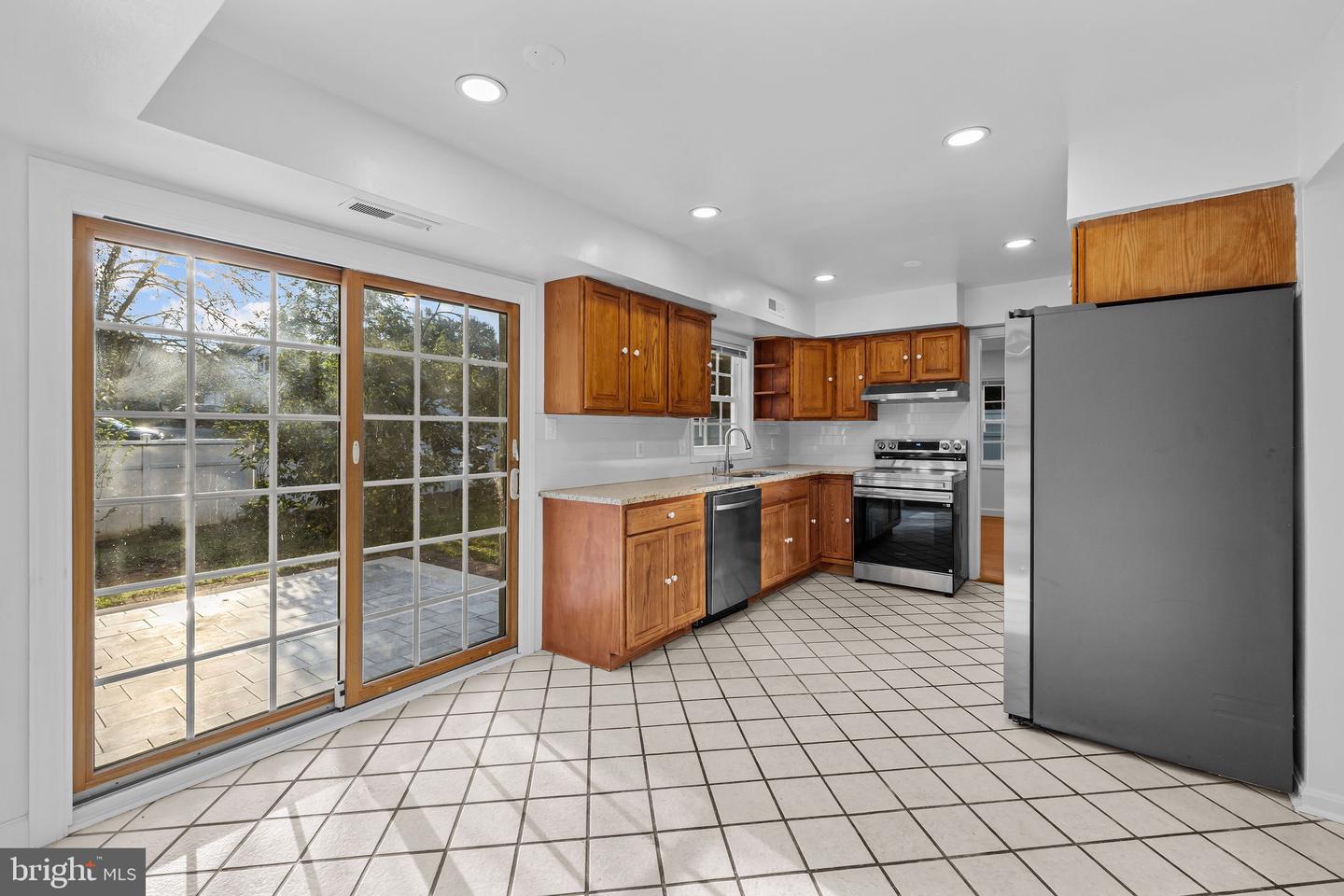 4001 MIDDLE RIDGE DR, FAIRFAX, Virginia 22033, 4 Bedrooms Bedrooms, ,2 BathroomsBathrooms,Residential,For sale,4001 MIDDLE RIDGE DR,VAFX2274160 MLS # VAFX2274160