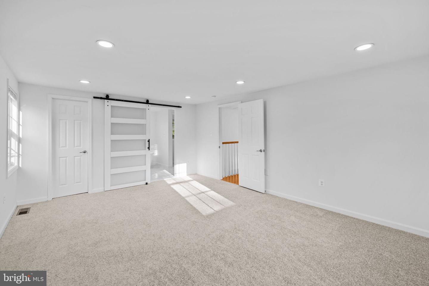 4001 MIDDLE RIDGE DR, FAIRFAX, Virginia 22033, 4 Bedrooms Bedrooms, ,2 BathroomsBathrooms,Residential,For sale,4001 MIDDLE RIDGE DR,VAFX2274160 MLS # VAFX2274160
