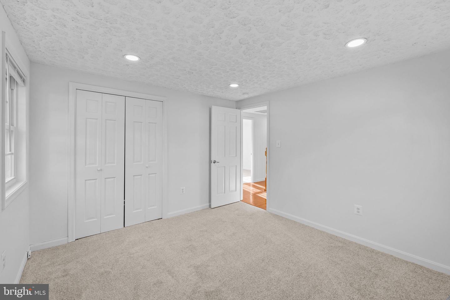 4001 MIDDLE RIDGE DR, FAIRFAX, Virginia 22033, 4 Bedrooms Bedrooms, ,2 BathroomsBathrooms,Residential,For sale,4001 MIDDLE RIDGE DR,VAFX2274160 MLS # VAFX2274160