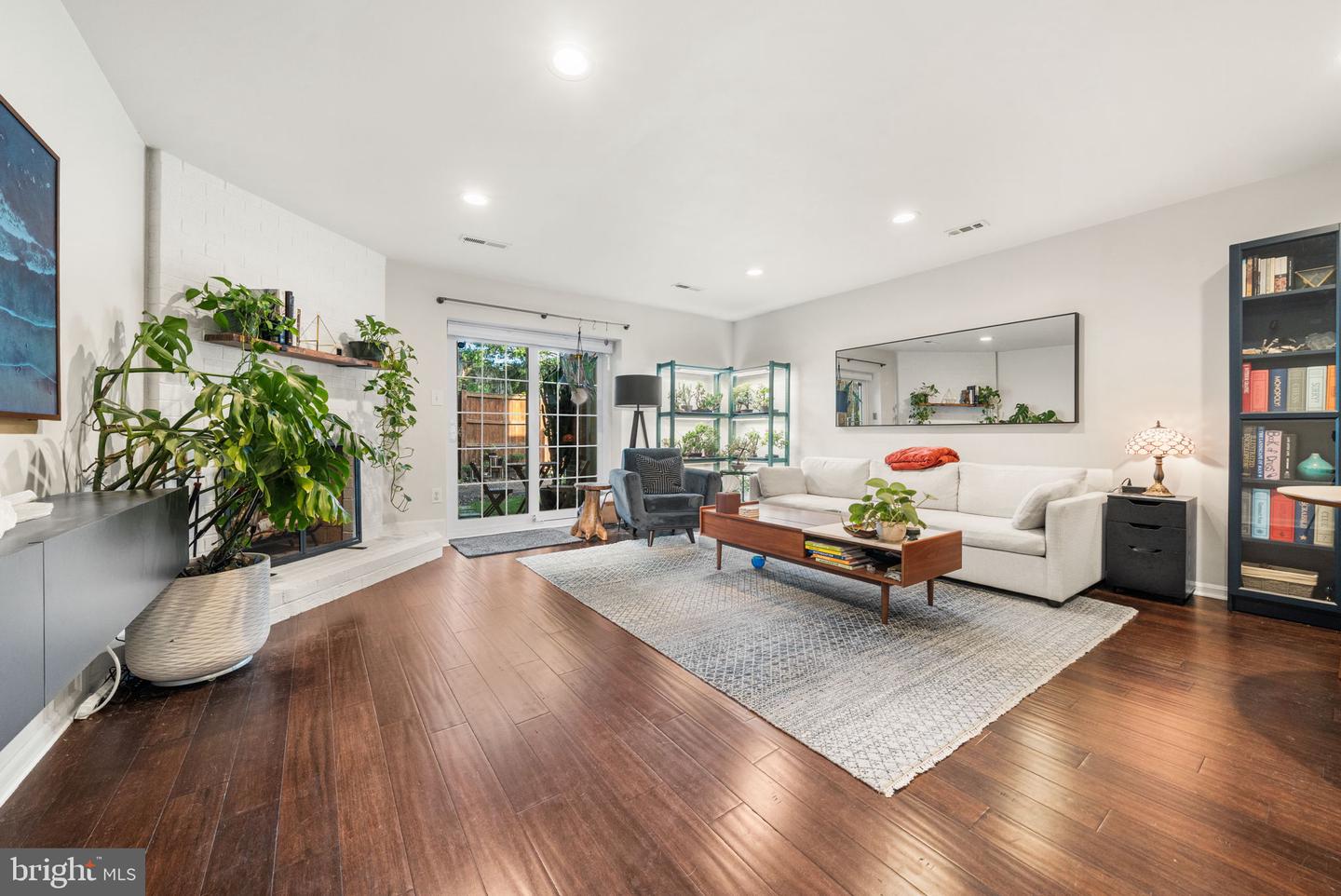 907 S ROLFE ST #1-A, ARLINGTON, Virginia 22204, 2 Bedrooms Bedrooms, ,2 BathroomsBathrooms,Residential,For sale,907 S ROLFE ST #1-A,VAAR2064872 MLS # VAAR2064872 907 S ROLFE ST #1-A, ARLINGTON, Virginia 22204, 2 Bedrooms Bedrooms, ,2 BathroomsBathrooms,Residential,For sale,907 S ROLFE ST #1-A,VAAR2064872 MLS # VAAR2064872