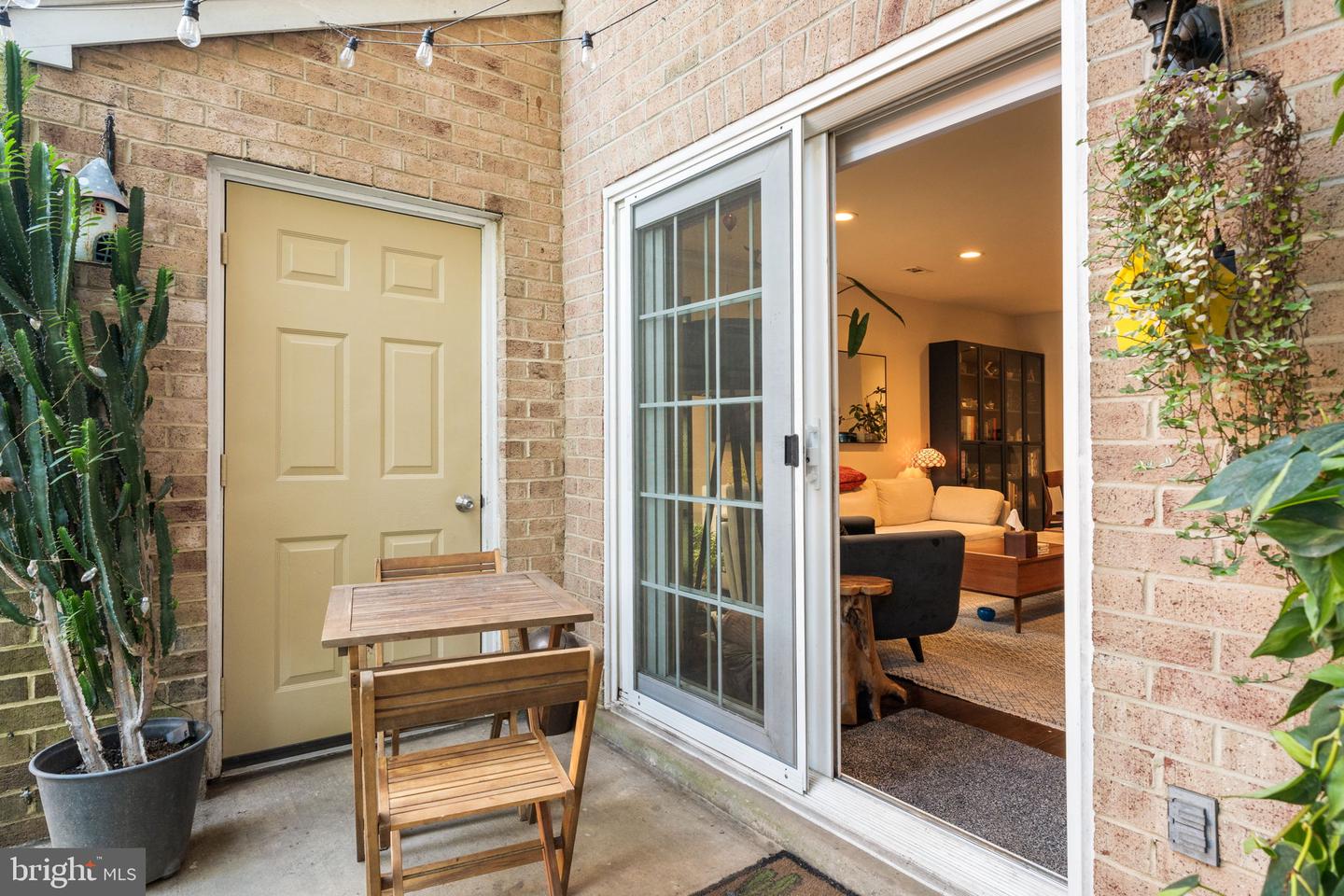 907 S ROLFE ST #1-A, ARLINGTON, Virginia 22204, 2 Bedrooms Bedrooms, ,2 BathroomsBathrooms,Residential,For sale,907 S ROLFE ST #1-A,VAAR2064872 MLS # VAAR2064872 907 S ROLFE ST #1-A, ARLINGTON, Virginia 22204, 2 Bedrooms Bedrooms, ,2 BathroomsBathrooms,Residential,For sale,907 S ROLFE ST #1-A,VAAR2064872 MLS # VAAR2064872