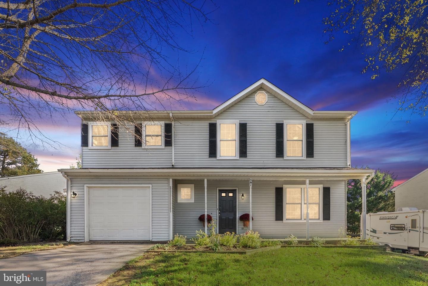 27 MILLS CT, LOVETTSVILLE, Virginia 20180, 4 Bedrooms Bedrooms, ,3 BathroomsBathrooms,Residential,For sale,27 MILLS CT,VALO2108832 MLS # VALO2108832