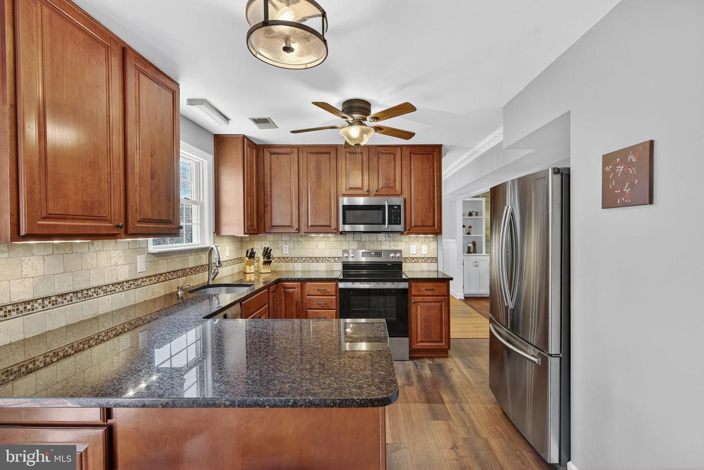 27 MILLS CT, LOVETTSVILLE, Virginia 20180, 4 Bedrooms Bedrooms, ,3 BathroomsBathrooms,Residential,For sale,27 MILLS CT,VALO2108832 MLS # VALO2108832