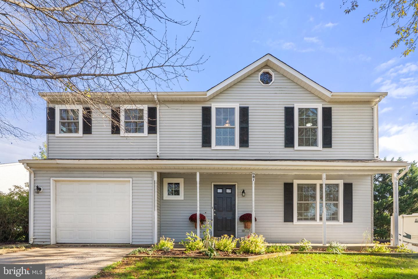 27 MILLS CT, LOVETTSVILLE, Virginia 20180, 4 Bedrooms Bedrooms, ,3 BathroomsBathrooms,Residential,For sale,27 MILLS CT,VALO2108832 MLS # VALO2108832