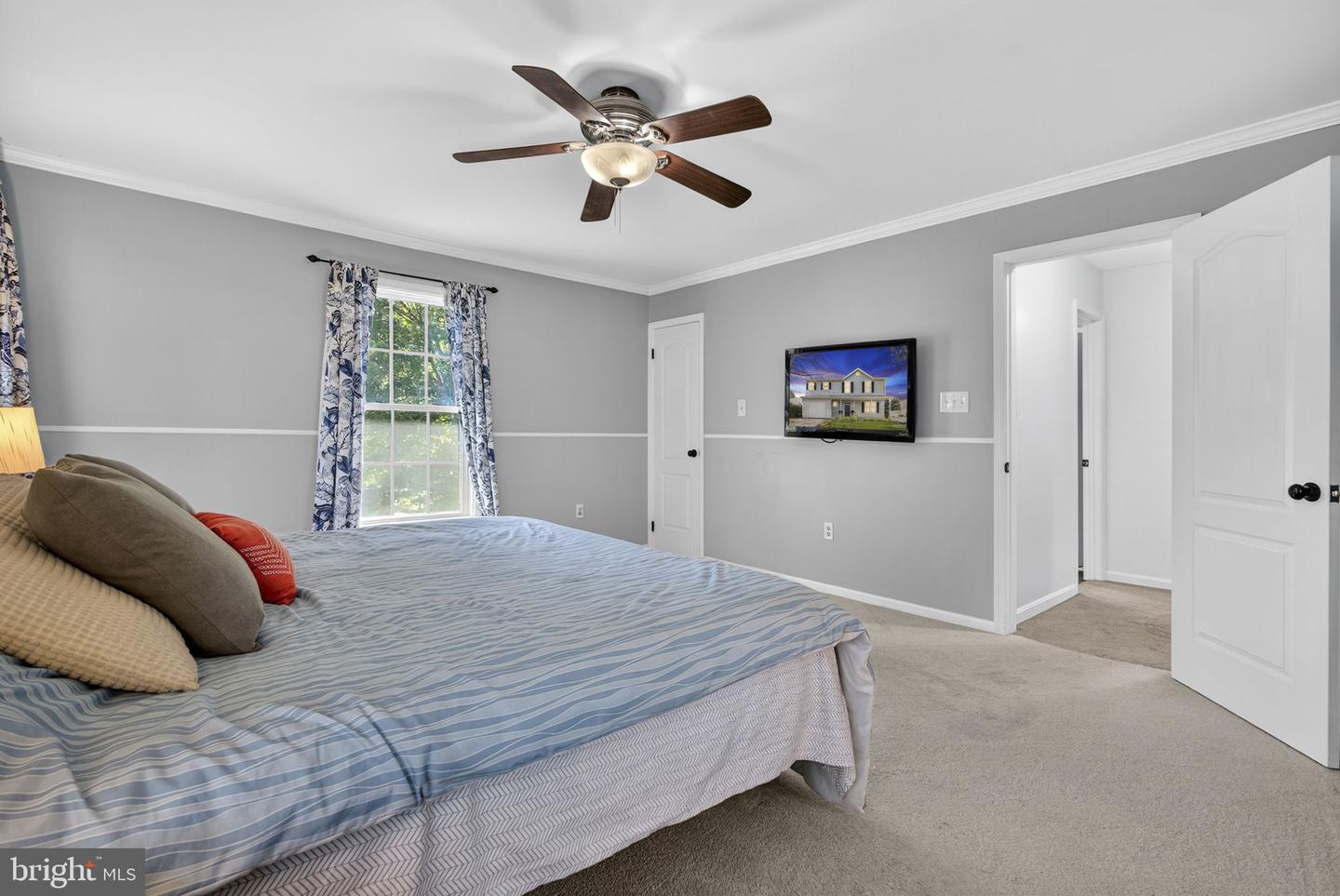 27 MILLS CT, LOVETTSVILLE, Virginia 20180, 4 Bedrooms Bedrooms, ,3 BathroomsBathrooms,Residential,For sale,27 MILLS CT,VALO2108832 MLS # VALO2108832