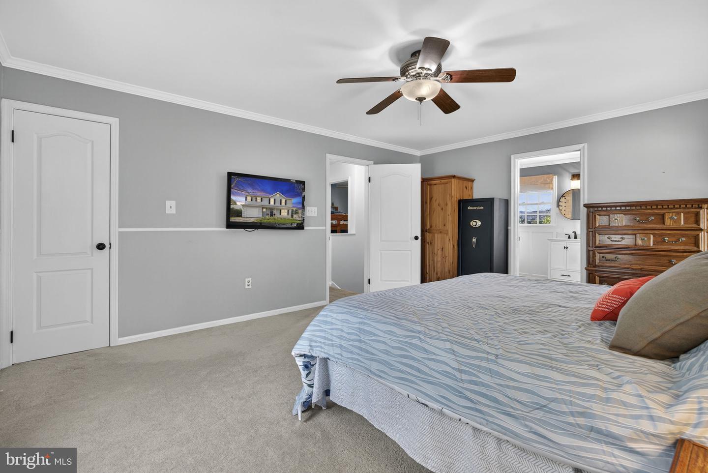 27 MILLS CT, LOVETTSVILLE, Virginia 20180, 4 Bedrooms Bedrooms, ,3 BathroomsBathrooms,Residential,For sale,27 MILLS CT,VALO2108832 MLS # VALO2108832