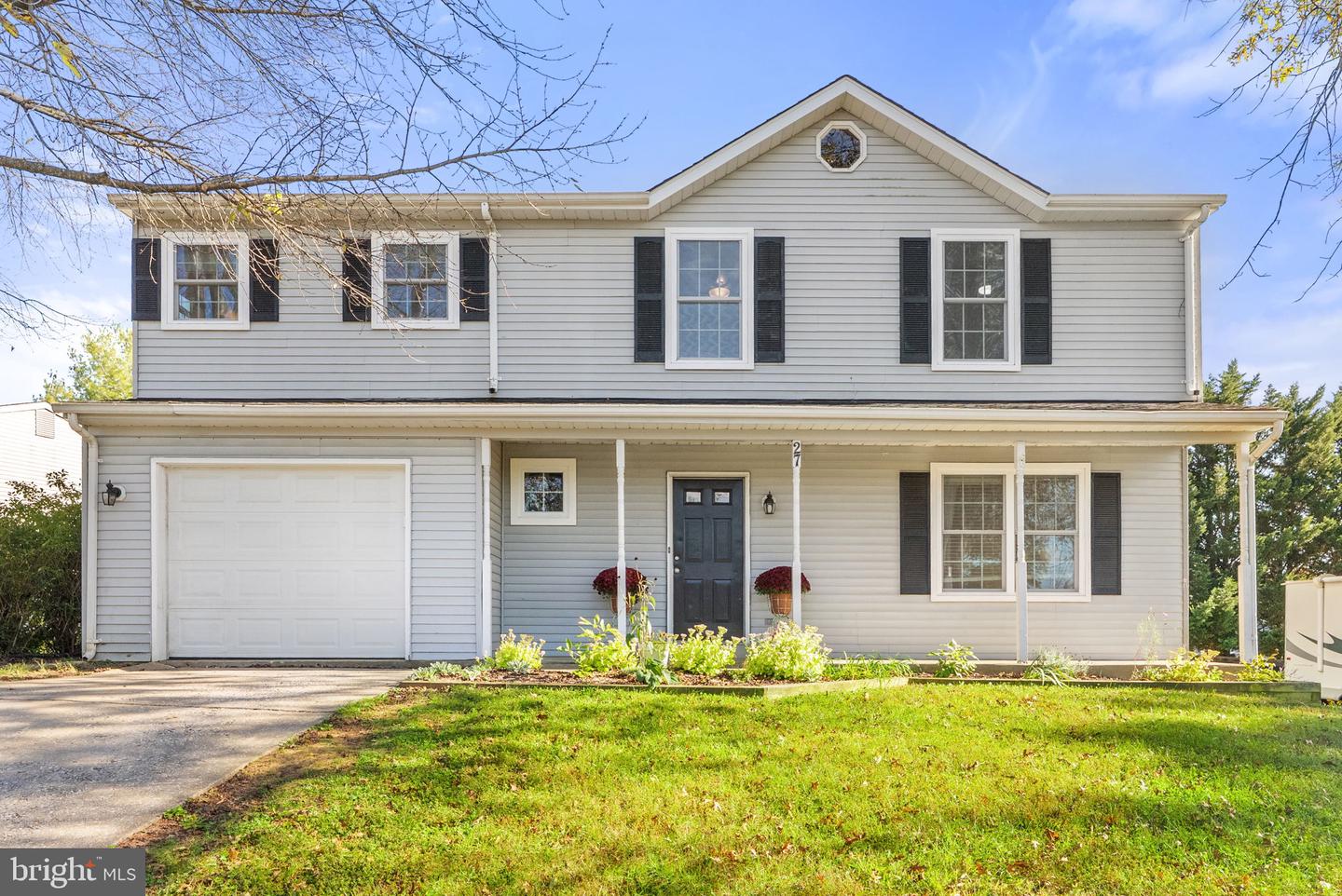 27 MILLS CT, LOVETTSVILLE, Virginia 20180, 4 Bedrooms Bedrooms, ,3 BathroomsBathrooms,Residential,For sale,27 MILLS CT,VALO2108832 MLS # VALO2108832