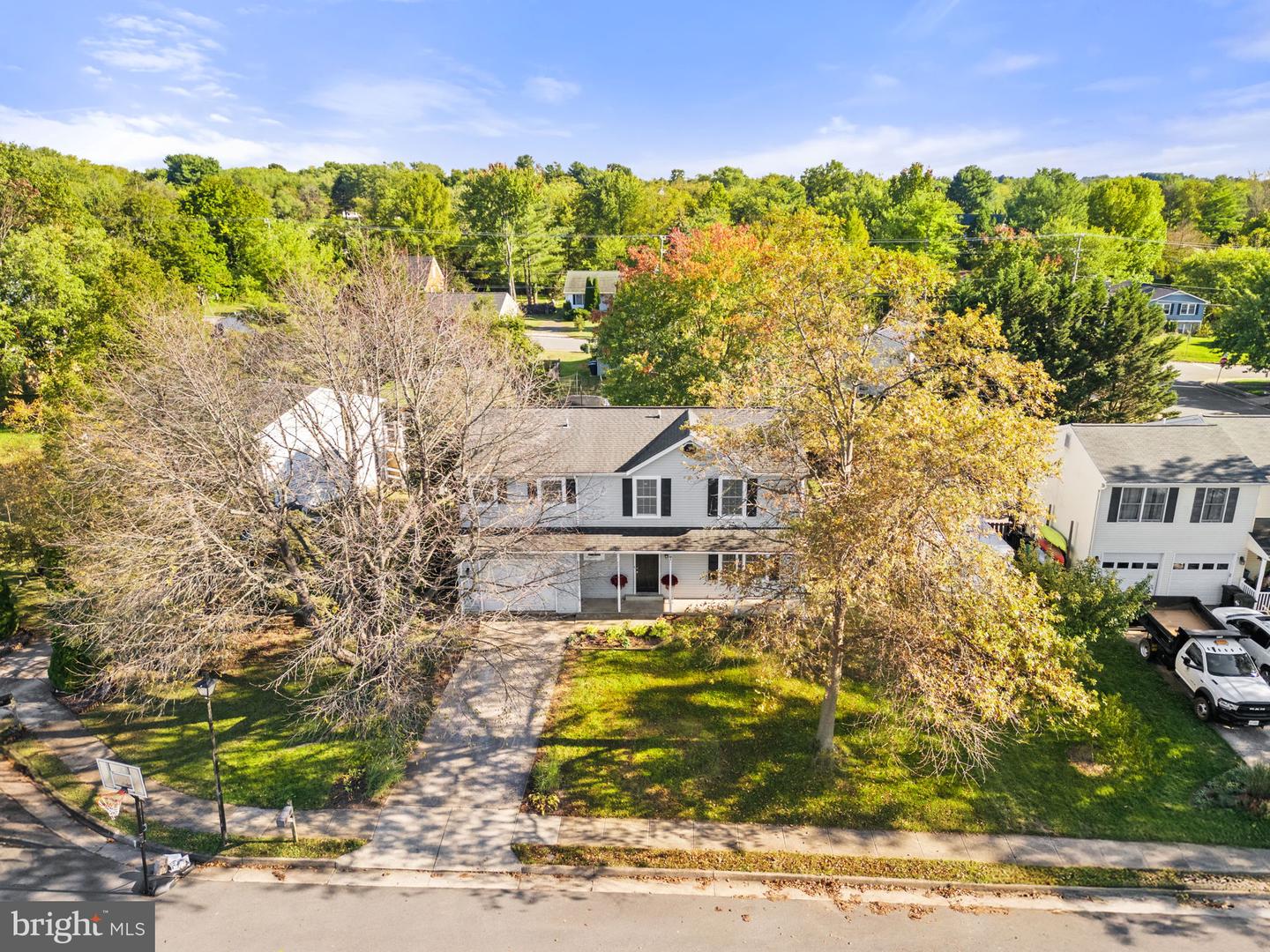 27 MILLS CT, LOVETTSVILLE, Virginia 20180, 4 Bedrooms Bedrooms, ,3 BathroomsBathrooms,Residential,For sale,27 MILLS CT,VALO2108832 MLS # VALO2108832