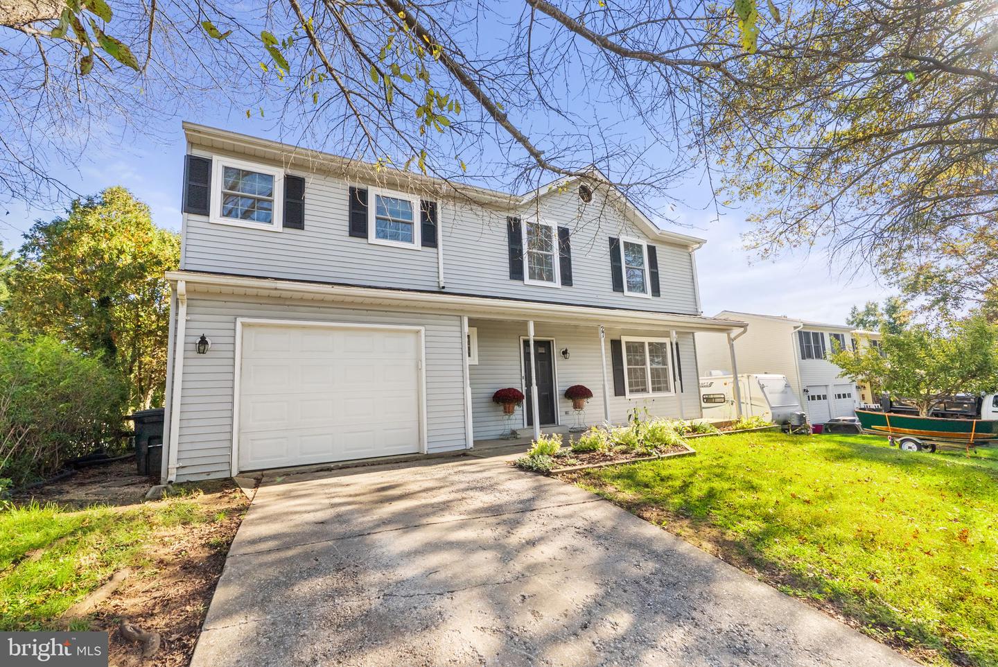 27 MILLS CT, LOVETTSVILLE, Virginia 20180, 4 Bedrooms Bedrooms, ,3 BathroomsBathrooms,Residential,For sale,27 MILLS CT,VALO2108832 MLS # VALO2108832