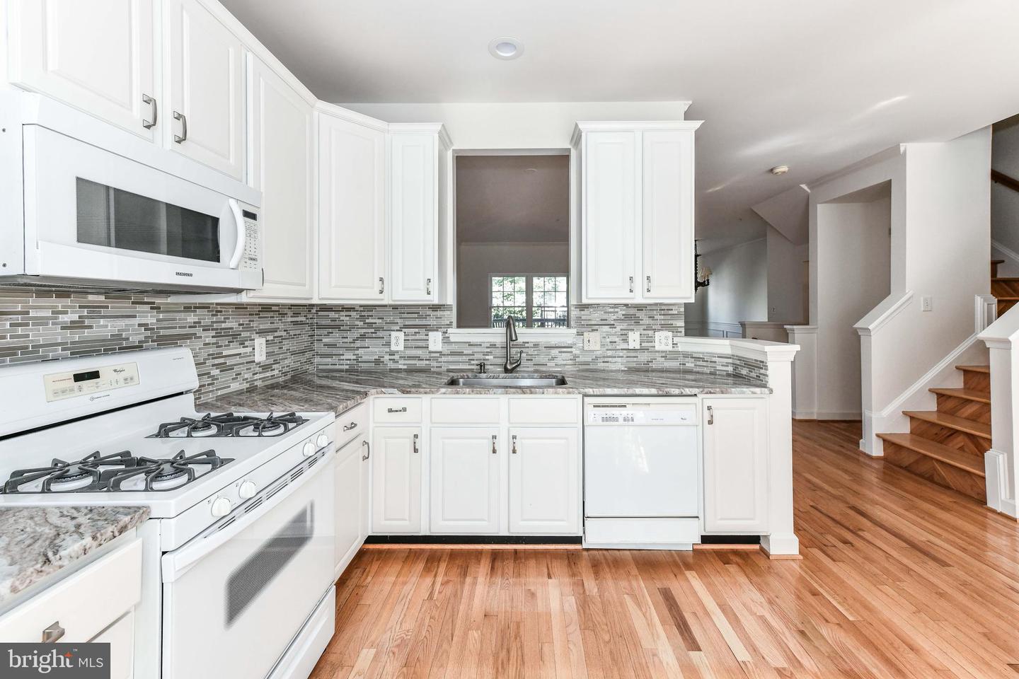 3819 DOMINION MILL DR, ALEXANDRIA, Virginia 22304, 3 Bedrooms Bedrooms, ,2 BathroomsBathrooms,Residential,For sale,3819 DOMINION MILL DR,VAAX2050776 MLS # VAAX2050776