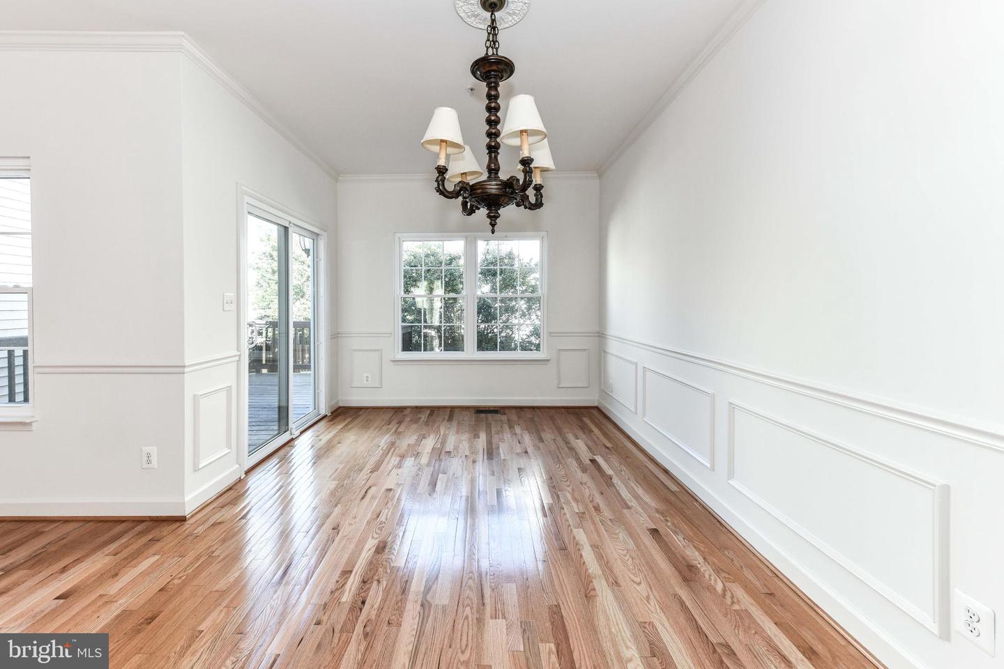 3819 DOMINION MILL DR, ALEXANDRIA, Virginia 22304, 3 Bedrooms Bedrooms, ,2 BathroomsBathrooms,Residential,For sale,3819 DOMINION MILL DR,VAAX2050776 MLS # VAAX2050776