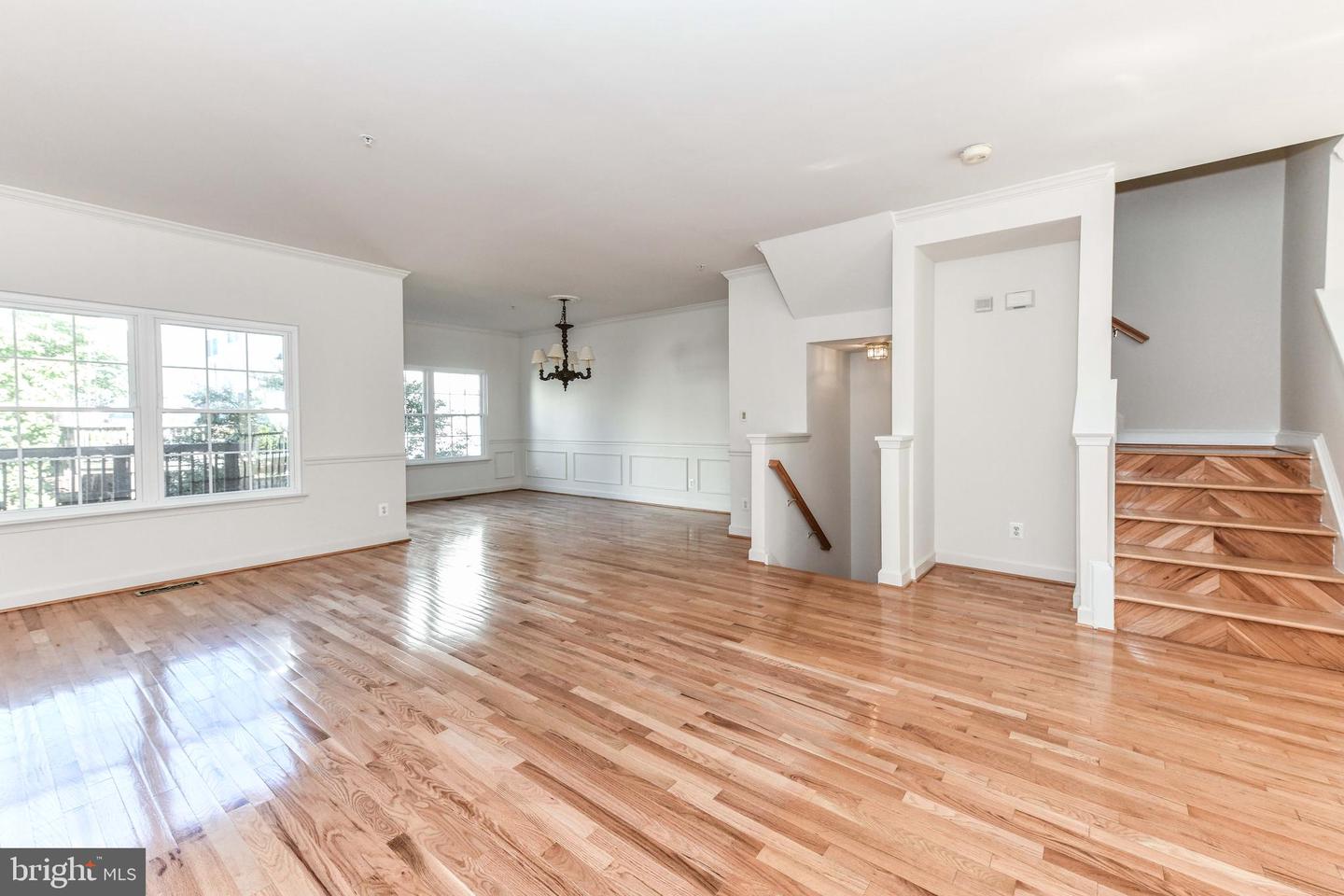 3819 DOMINION MILL DR, ALEXANDRIA, Virginia 22304, 3 Bedrooms Bedrooms, ,2 BathroomsBathrooms,Residential,For sale,3819 DOMINION MILL DR,VAAX2050776 MLS # VAAX2050776