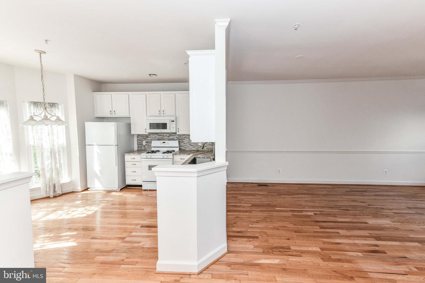 3819 DOMINION MILL DR, ALEXANDRIA, Virginia 22304, 3 Bedrooms Bedrooms, ,2 BathroomsBathrooms,Residential,For sale,3819 DOMINION MILL DR,VAAX2050776 MLS # VAAX2050776