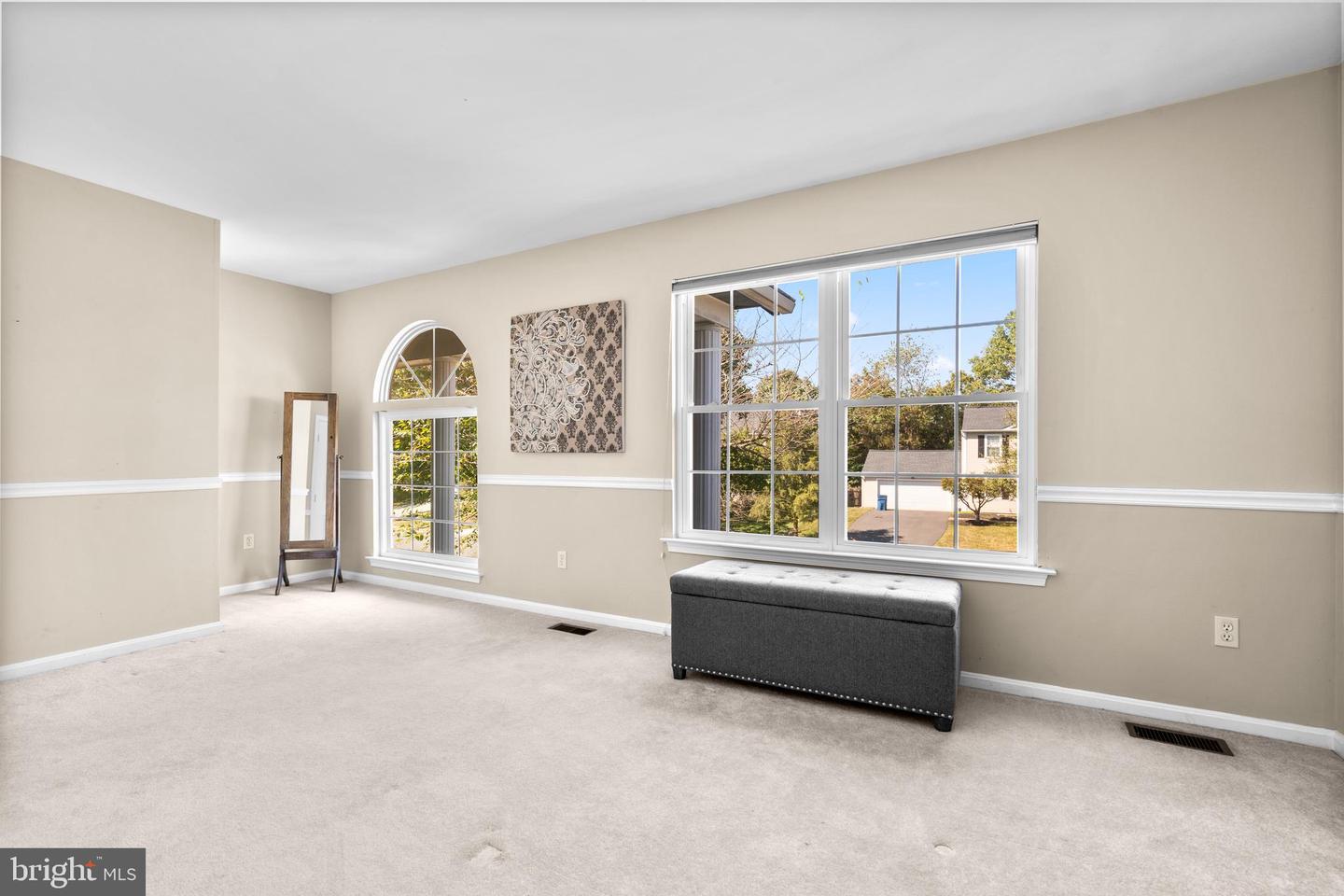 12127 EDDYSPARK DR, HERNDON, Virginia 20170, 5 Bedrooms Bedrooms, ,3 BathroomsBathrooms,Residential,For sale,12127 EDDYSPARK DR,VAFX2274002 MLS # VAFX2274002