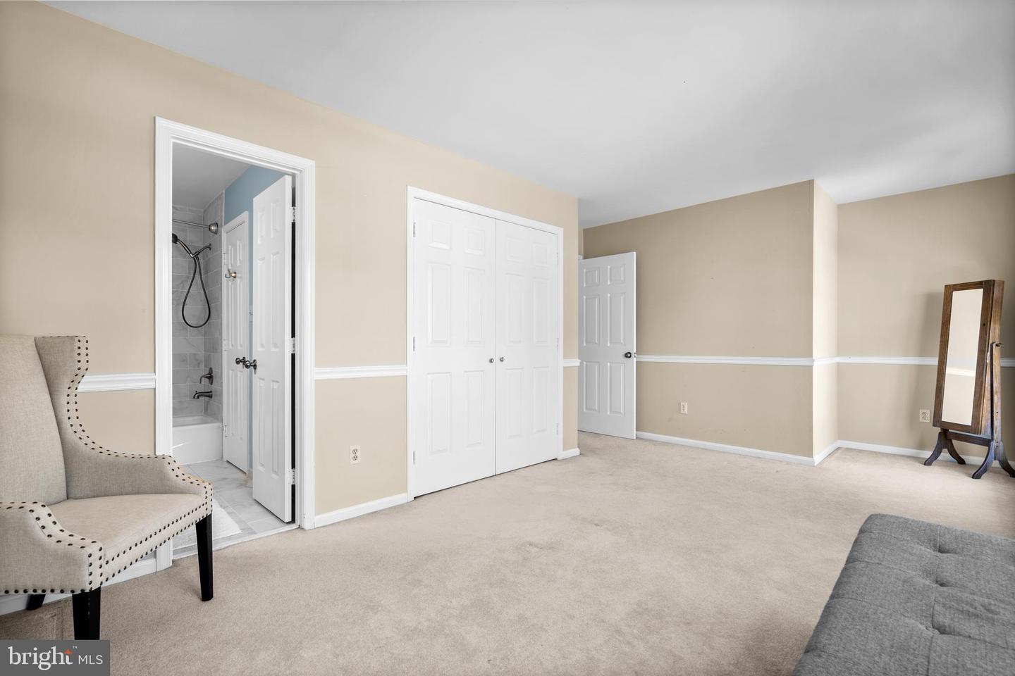 12127 EDDYSPARK DR, HERNDON, Virginia 20170, 5 Bedrooms Bedrooms, ,3 BathroomsBathrooms,Residential,For sale,12127 EDDYSPARK DR,VAFX2274002 MLS # VAFX2274002