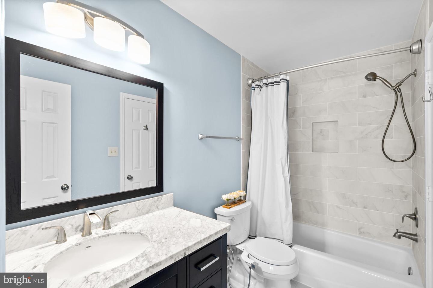 12127 EDDYSPARK DR, HERNDON, Virginia 20170, 5 Bedrooms Bedrooms, ,3 BathroomsBathrooms,Residential,For sale,12127 EDDYSPARK DR,VAFX2274002 MLS # VAFX2274002