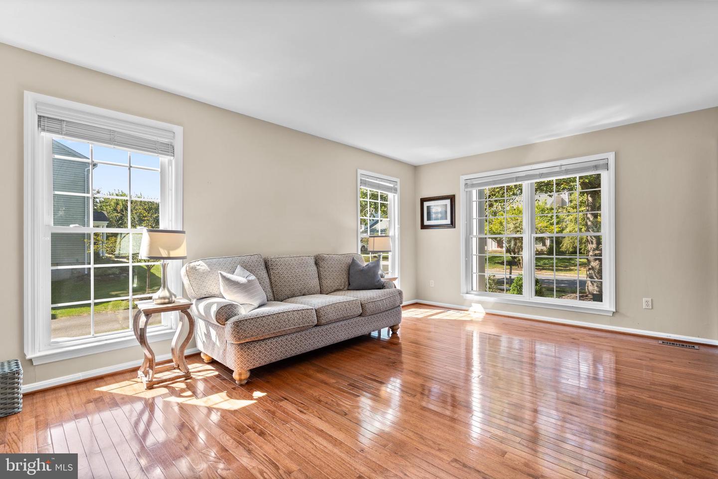 12127 EDDYSPARK DR, HERNDON, Virginia 20170, 5 Bedrooms Bedrooms, ,3 BathroomsBathrooms,Residential,For sale,12127 EDDYSPARK DR,VAFX2274002 MLS # VAFX2274002
