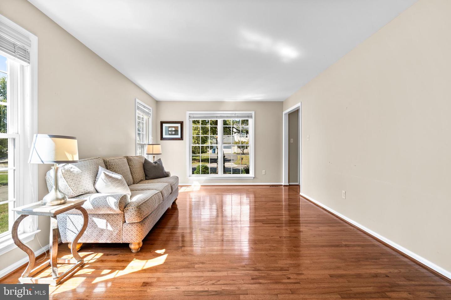 12127 EDDYSPARK DR, HERNDON, Virginia 20170, 5 Bedrooms Bedrooms, ,3 BathroomsBathrooms,Residential,For sale,12127 EDDYSPARK DR,VAFX2274002 MLS # VAFX2274002