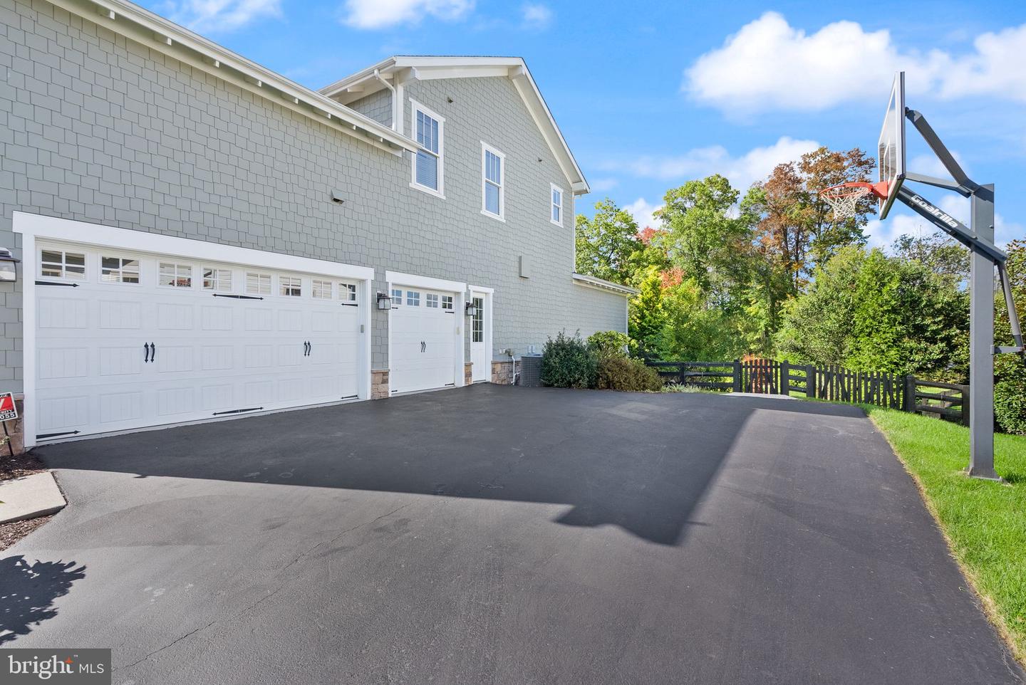 23055 WELBOURNE WALK CT, ASHBURN, Virginia 20148, 6 Bedrooms Bedrooms, ,4 BathroomsBathrooms,Residential,For sale,23055 WELBOURNE WALK CT,VALO2108830 MLS # VALO2108830