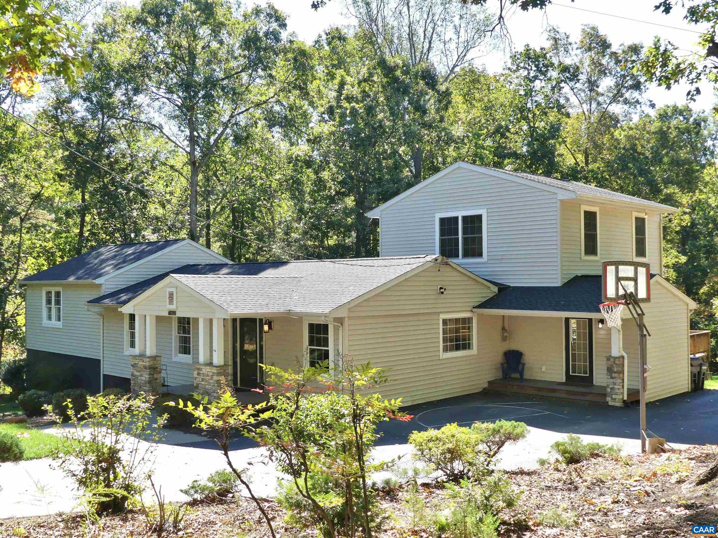 4599 WOODS EDGE CT, TROY, Virginia 22974, 4 Bedrooms Bedrooms, ,3 BathroomsBathrooms,Residential,For sale,4599 WOODS EDGE CT,670012 MLS # 670012