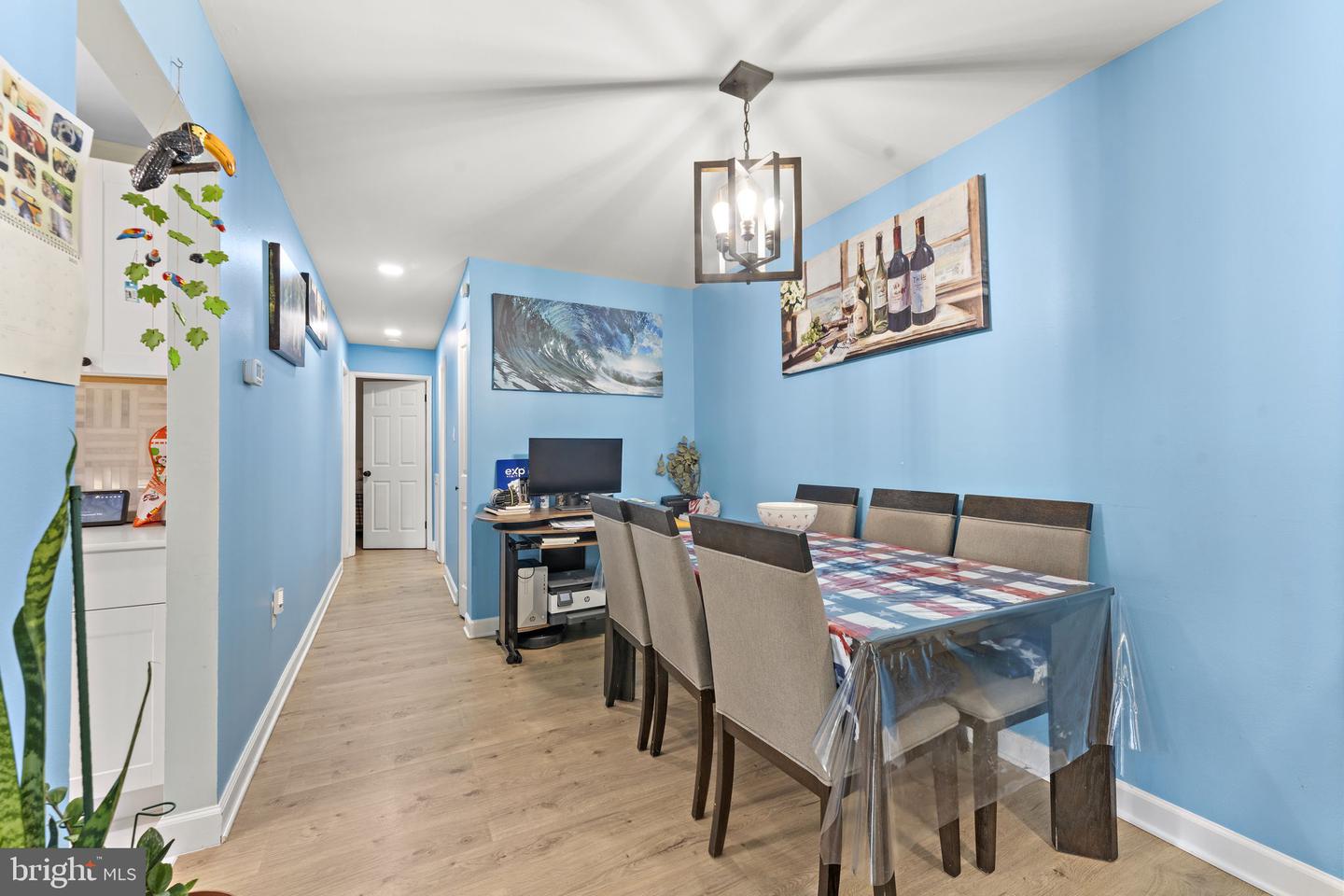 5913 MAYFLOWER CT #101, ALEXANDRIA, Virginia 22312, 2 Bedrooms Bedrooms, 4 Rooms Rooms,1 BathroomBathrooms,Residential,For sale,5913 MAYFLOWER CT #101,VAAX2049352 MLS # VAAX2049352