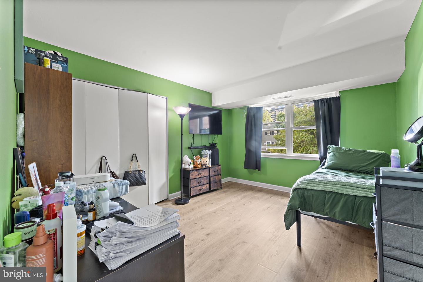 5913 MAYFLOWER CT #101, ALEXANDRIA, Virginia 22312, 2 Bedrooms Bedrooms, 4 Rooms Rooms,1 BathroomBathrooms,Residential,For sale,5913 MAYFLOWER CT #101,VAAX2049352 MLS # VAAX2049352