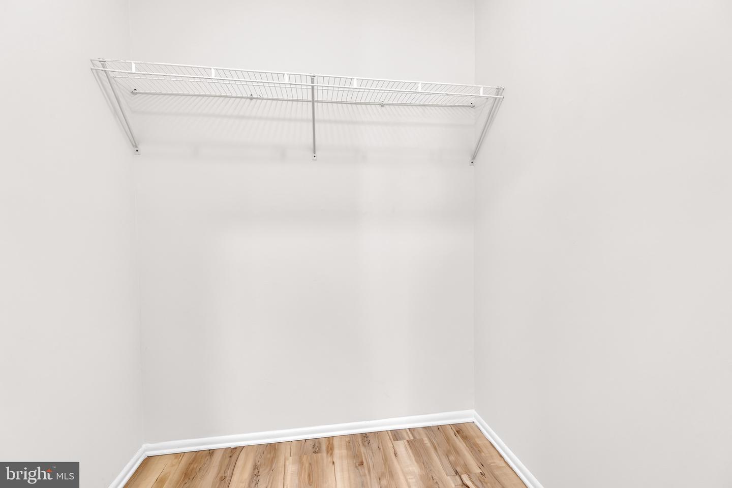 2203 SAUNDERS DR, HERNDON, Virginia 20170, 2 Bedrooms Bedrooms, ,1 BathroomBathrooms,Residential,For sale,2203 SAUNDERS DR,VAFX2265900 MLS # VAFX2265900