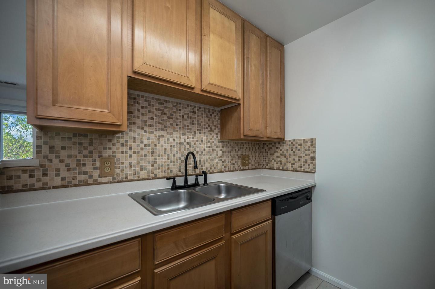 15 FERN OAK CIR #15202, STAFFORD, Virginia 22554, 2 Bedrooms Bedrooms, 3 Rooms Rooms,1 BathroomBathrooms,Residential,For sale,15 FERN OAK CIR #15202,VAST2042928 MLS # VAST2042928