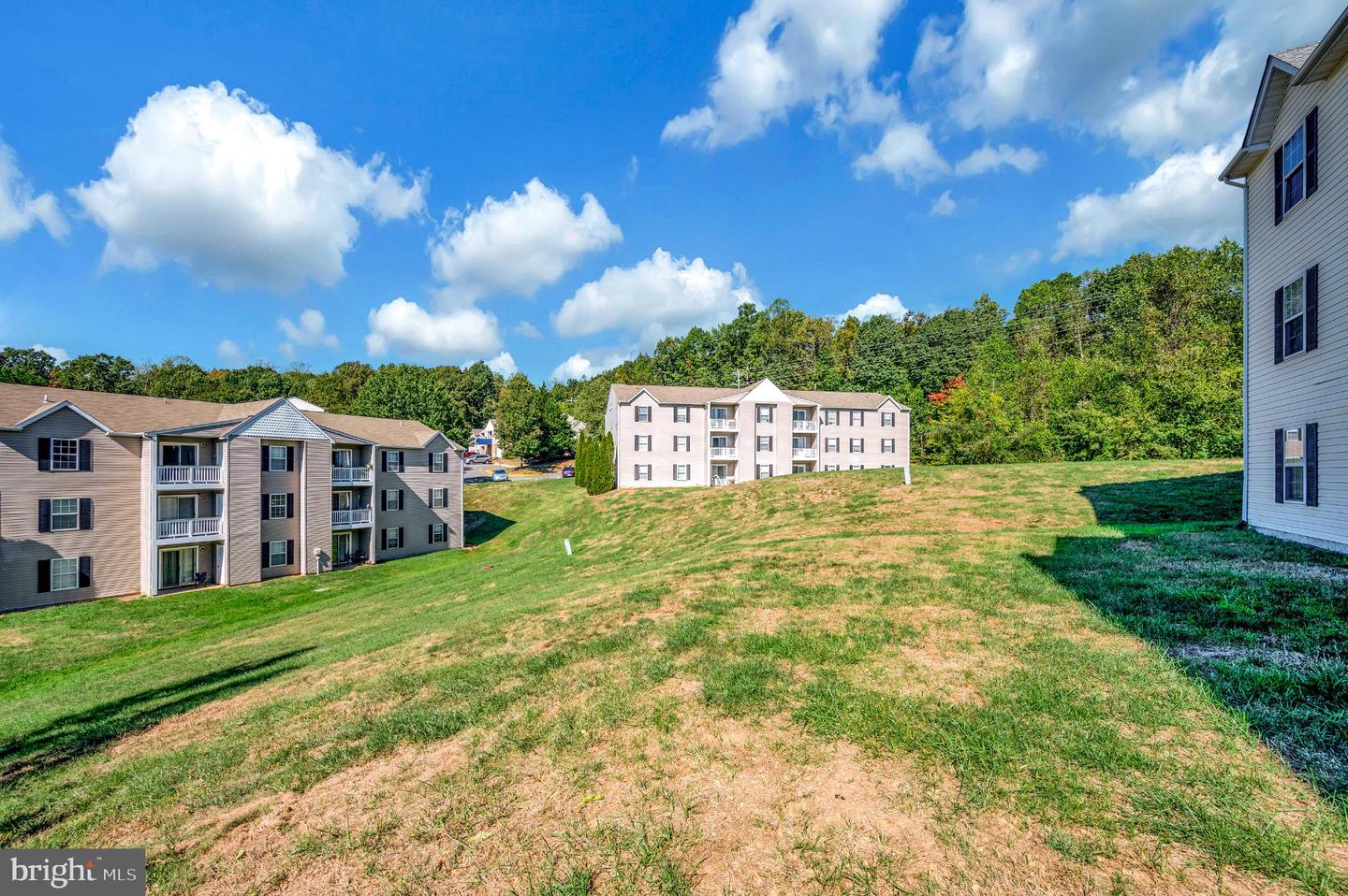 15 FERN OAK CIR #15202, STAFFORD, Virginia 22554, 2 Bedrooms Bedrooms, 3 Rooms Rooms,1 BathroomBathrooms,Residential,For sale,15 FERN OAK CIR #15202,VAST2042928 MLS # VAST2042928