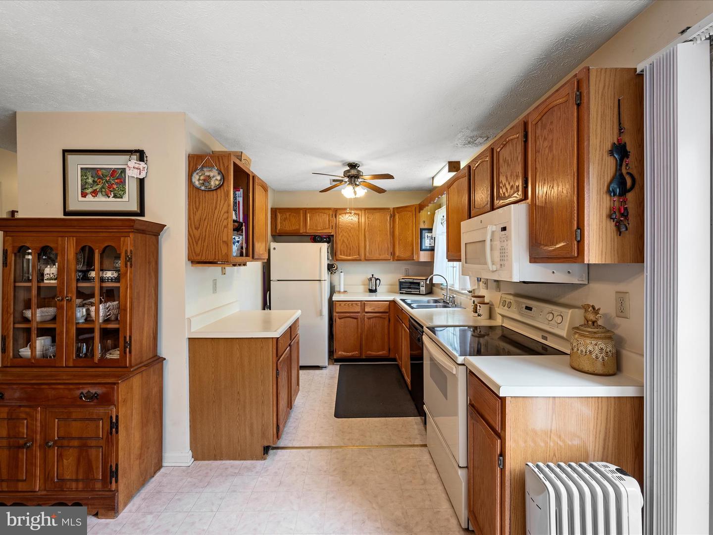 611 TUDOR DR, WINCHESTER, Virginia 22603, 3 Bedrooms Bedrooms, 10 Rooms Rooms,2 BathroomsBathrooms,Residential,For sale,611 TUDOR DR,VAFV2037126 MLS # VAFV2037126