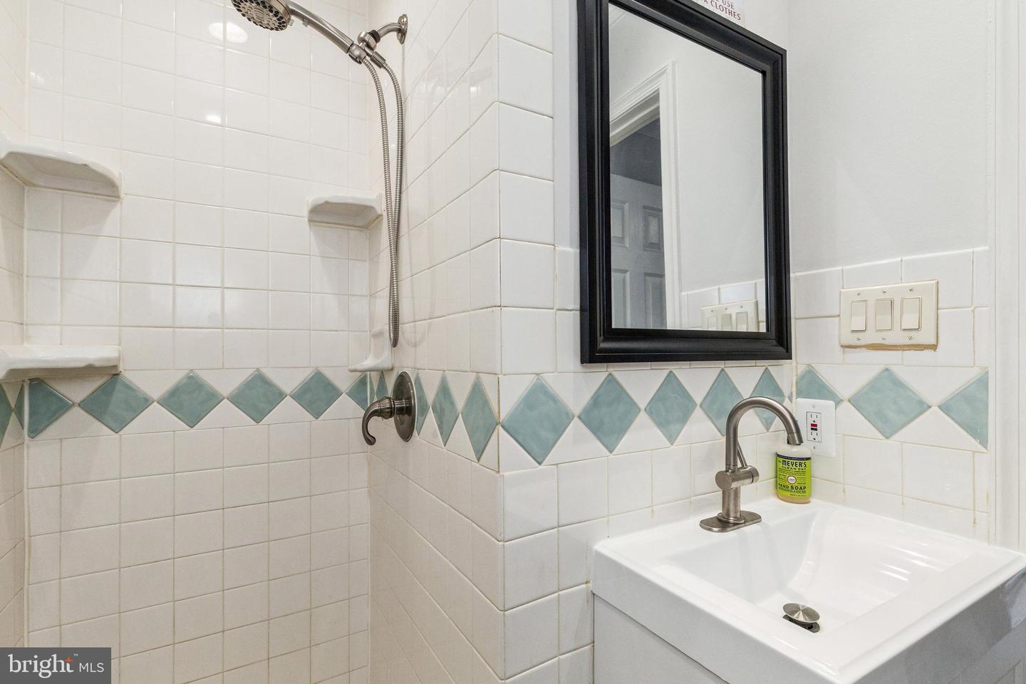 7712 PINE ST, MANASSAS, Virginia 20111, 3 Bedrooms Bedrooms, ,2 BathroomsBathrooms,Residential,For sale,7712 PINE ST,VAPW2105522 MLS # VAPW2105522