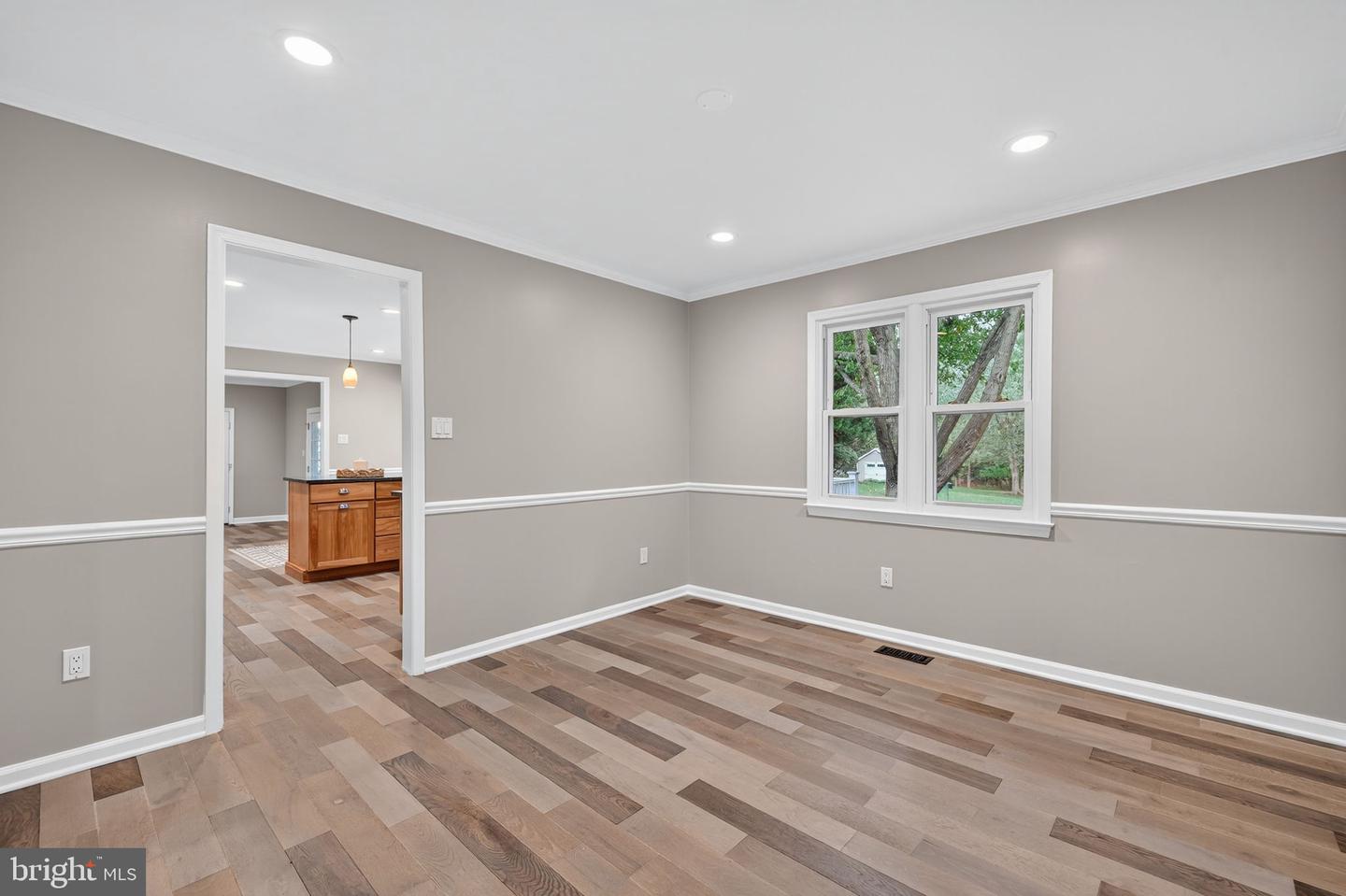 3613 GREAT LAUREL LN, FAIRFAX, Virginia 22033, 4 Bedrooms Bedrooms, ,3 BathroomsBathrooms,Residential,For sale,3613 GREAT LAUREL LN,VAFX2273204 MLS # VAFX2273204