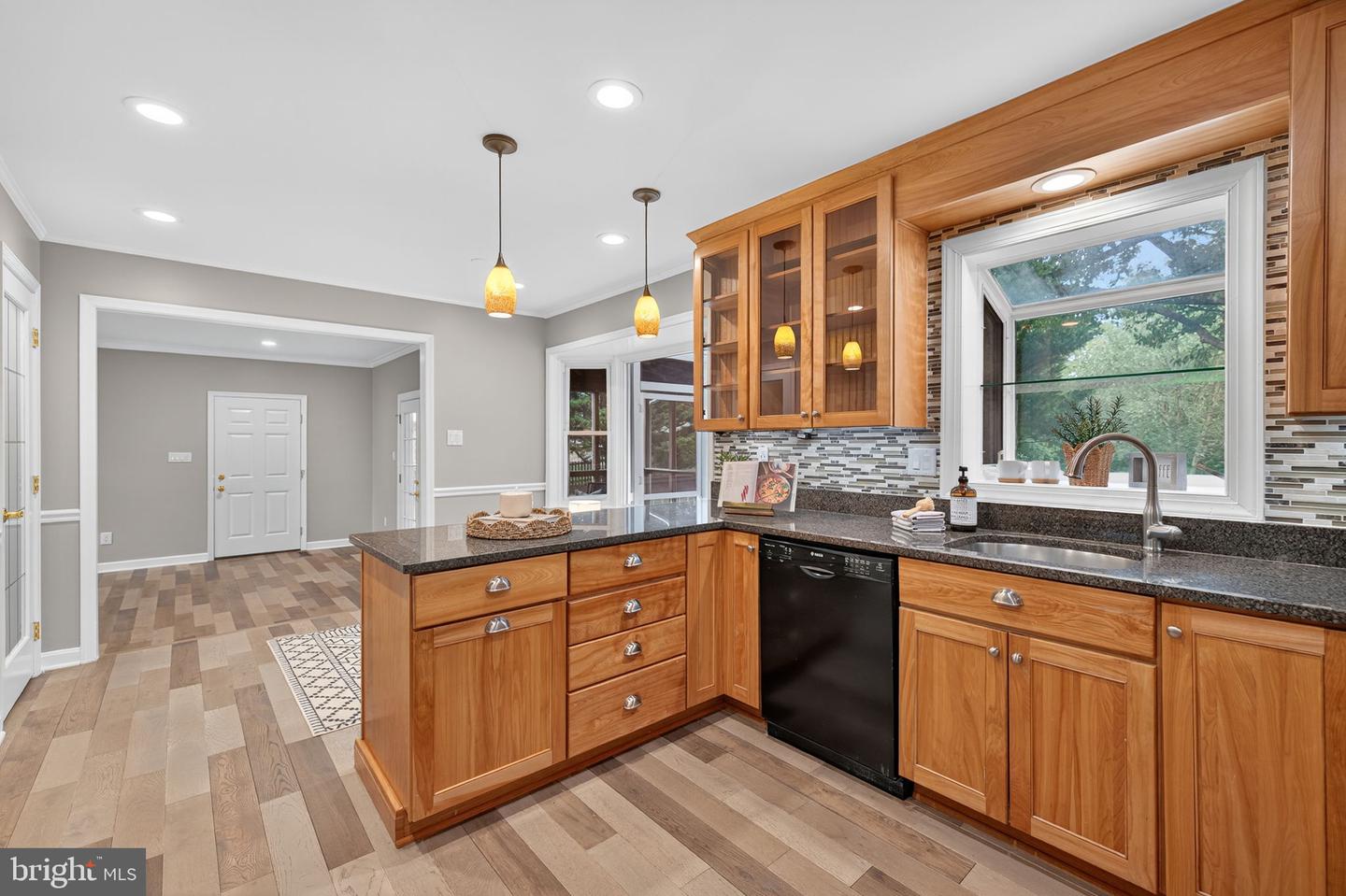 3613 GREAT LAUREL LN, FAIRFAX, Virginia 22033, 4 Bedrooms Bedrooms, ,3 BathroomsBathrooms,Residential,For sale,3613 GREAT LAUREL LN,VAFX2273204 MLS # VAFX2273204
