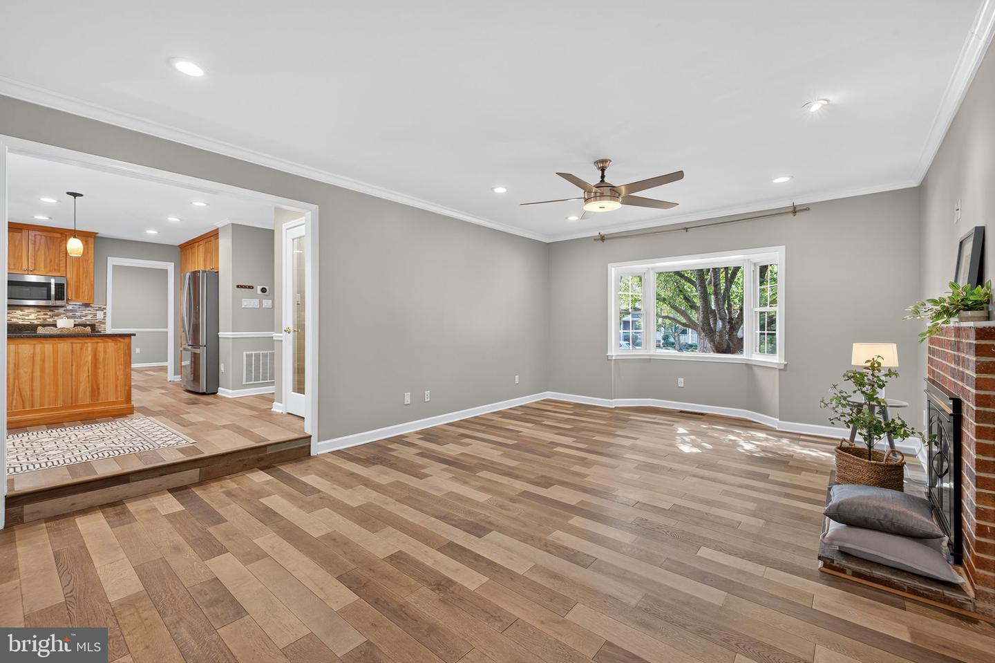 3613 GREAT LAUREL LN, FAIRFAX, Virginia 22033, 4 Bedrooms Bedrooms, ,3 BathroomsBathrooms,Residential,For sale,3613 GREAT LAUREL LN,VAFX2273204 MLS # VAFX2273204