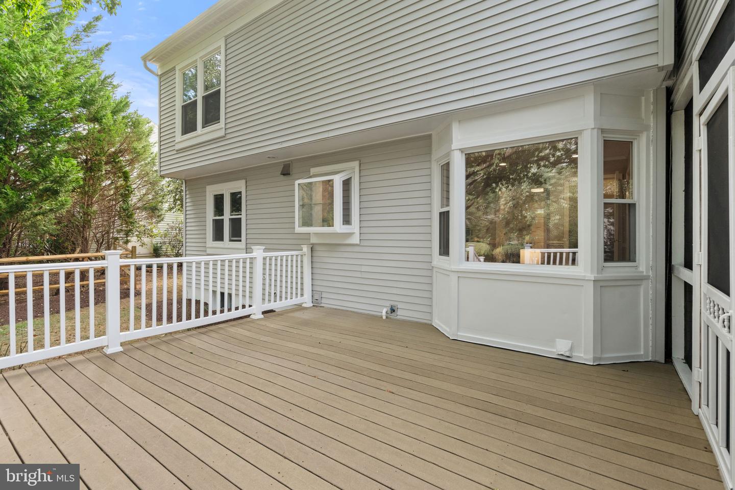 3613 GREAT LAUREL LN, FAIRFAX, Virginia 22033, 4 Bedrooms Bedrooms, ,3 BathroomsBathrooms,Residential,For sale,3613 GREAT LAUREL LN,VAFX2273204 MLS # VAFX2273204