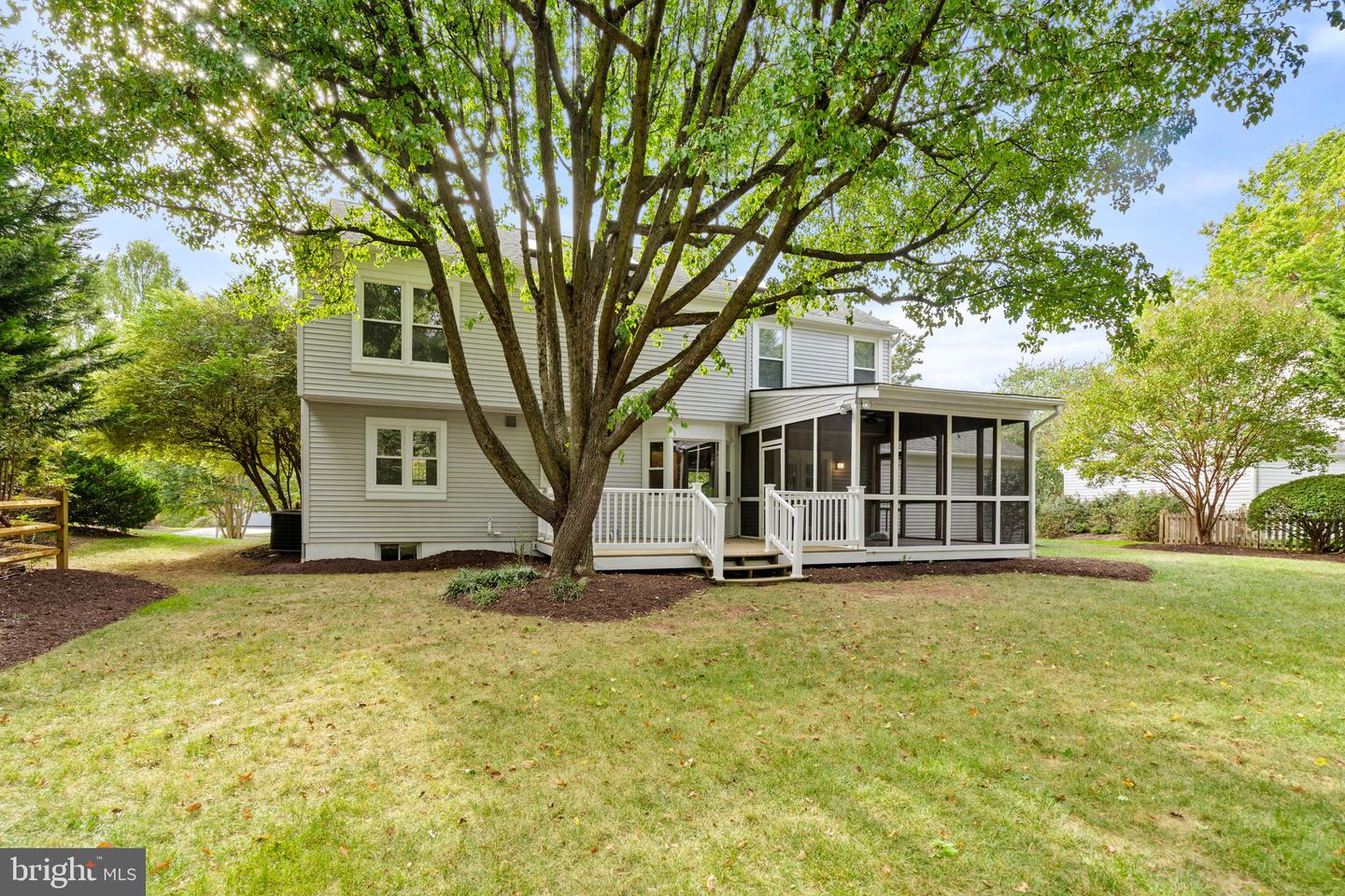 3613 GREAT LAUREL LN, FAIRFAX, Virginia 22033, 4 Bedrooms Bedrooms, ,3 BathroomsBathrooms,Residential,For sale,3613 GREAT LAUREL LN,VAFX2273204 MLS # VAFX2273204