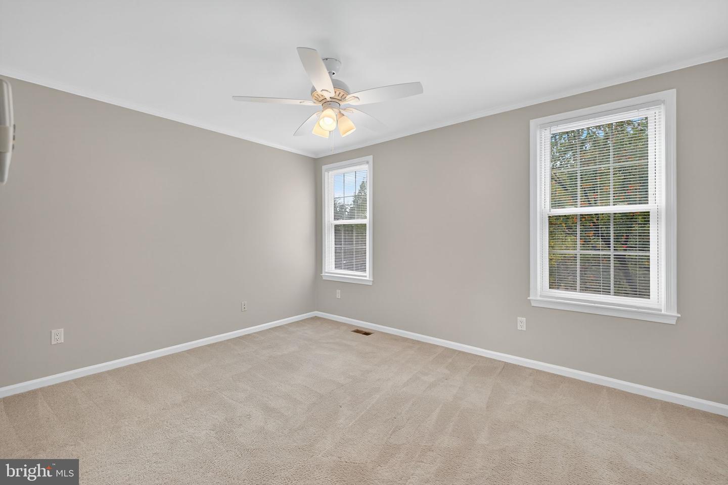 3613 GREAT LAUREL LN, FAIRFAX, Virginia 22033, 4 Bedrooms Bedrooms, ,3 BathroomsBathrooms,Residential,For sale,3613 GREAT LAUREL LN,VAFX2273204 MLS # VAFX2273204