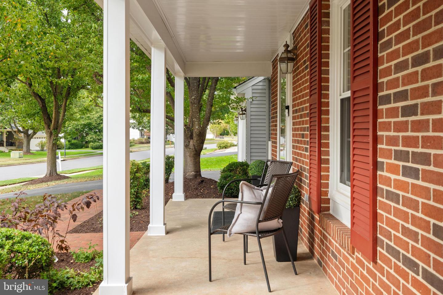 3613 GREAT LAUREL LN, FAIRFAX, Virginia 22033, 4 Bedrooms Bedrooms, ,3 BathroomsBathrooms,Residential,For sale,3613 GREAT LAUREL LN,VAFX2273204 MLS # VAFX2273204