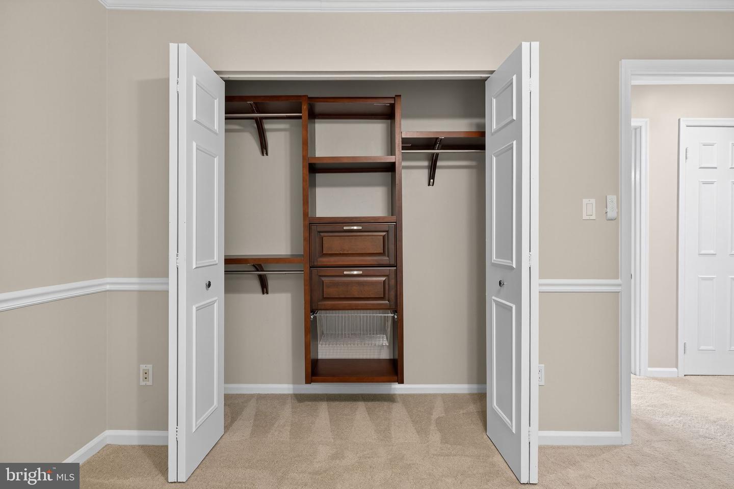 3613 GREAT LAUREL LN, FAIRFAX, Virginia 22033, 4 Bedrooms Bedrooms, ,3 BathroomsBathrooms,Residential,For sale,3613 GREAT LAUREL LN,VAFX2273204 MLS # VAFX2273204