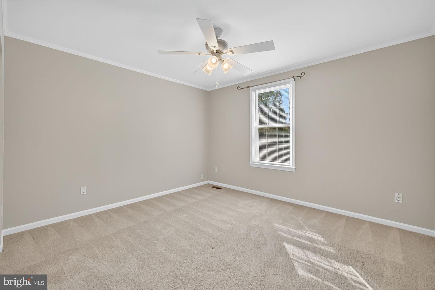 3613 GREAT LAUREL LN, FAIRFAX, Virginia 22033, 4 Bedrooms Bedrooms, ,3 BathroomsBathrooms,Residential,For sale,3613 GREAT LAUREL LN,VAFX2273204 MLS # VAFX2273204