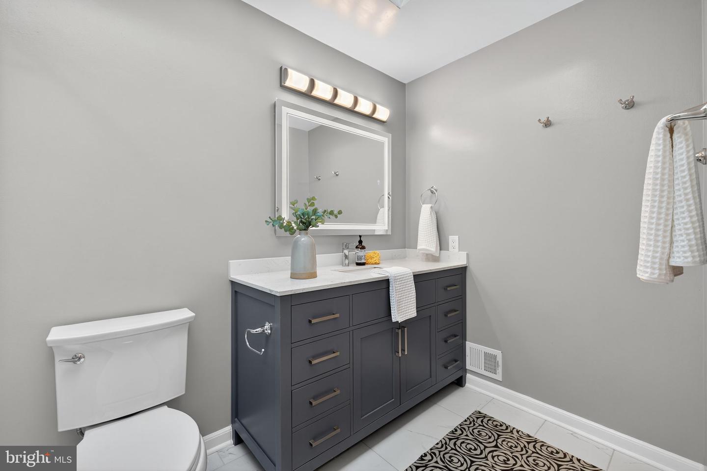 3613 GREAT LAUREL LN, FAIRFAX, Virginia 22033, 4 Bedrooms Bedrooms, ,3 BathroomsBathrooms,Residential,For sale,3613 GREAT LAUREL LN,VAFX2273204 MLS # VAFX2273204