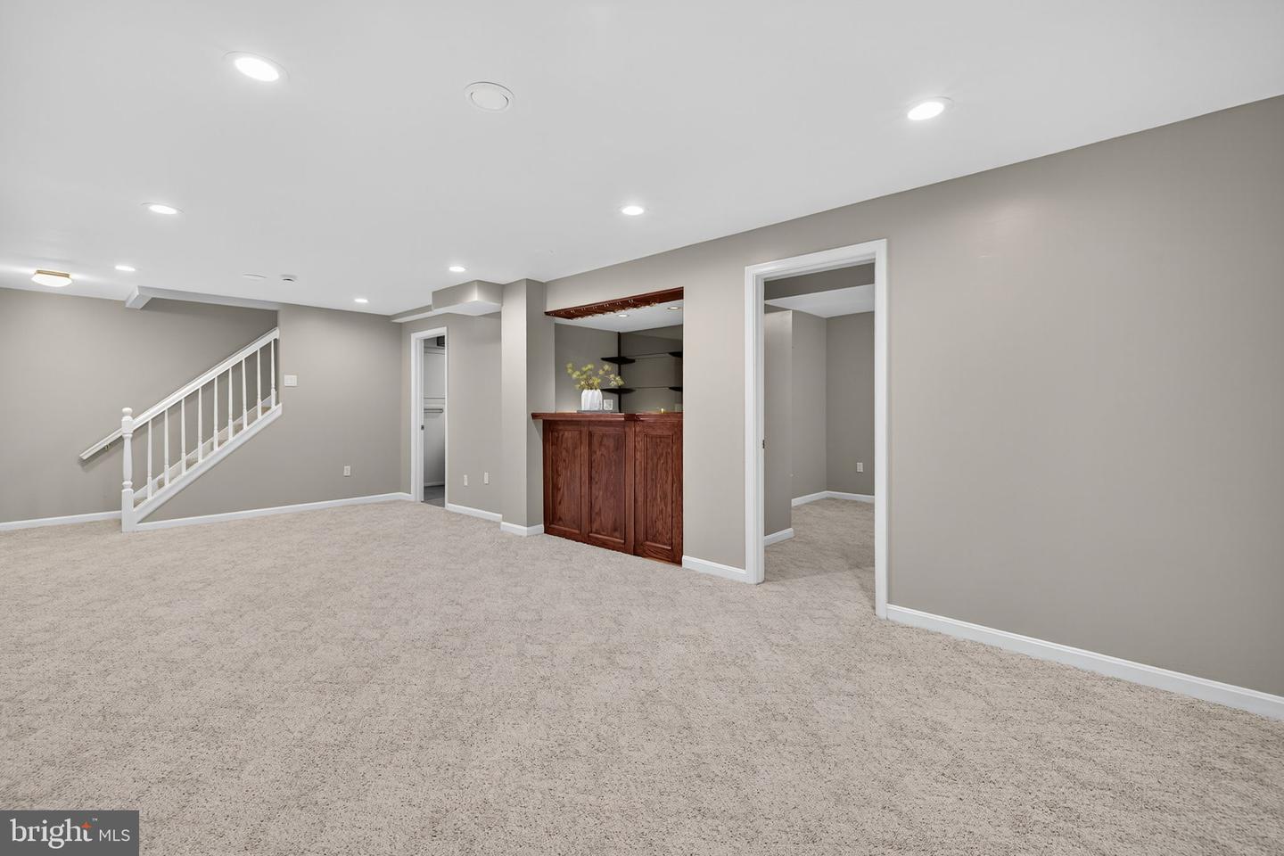 3613 GREAT LAUREL LN, FAIRFAX, Virginia 22033, 4 Bedrooms Bedrooms, ,3 BathroomsBathrooms,Residential,For sale,3613 GREAT LAUREL LN,VAFX2273204 MLS # VAFX2273204