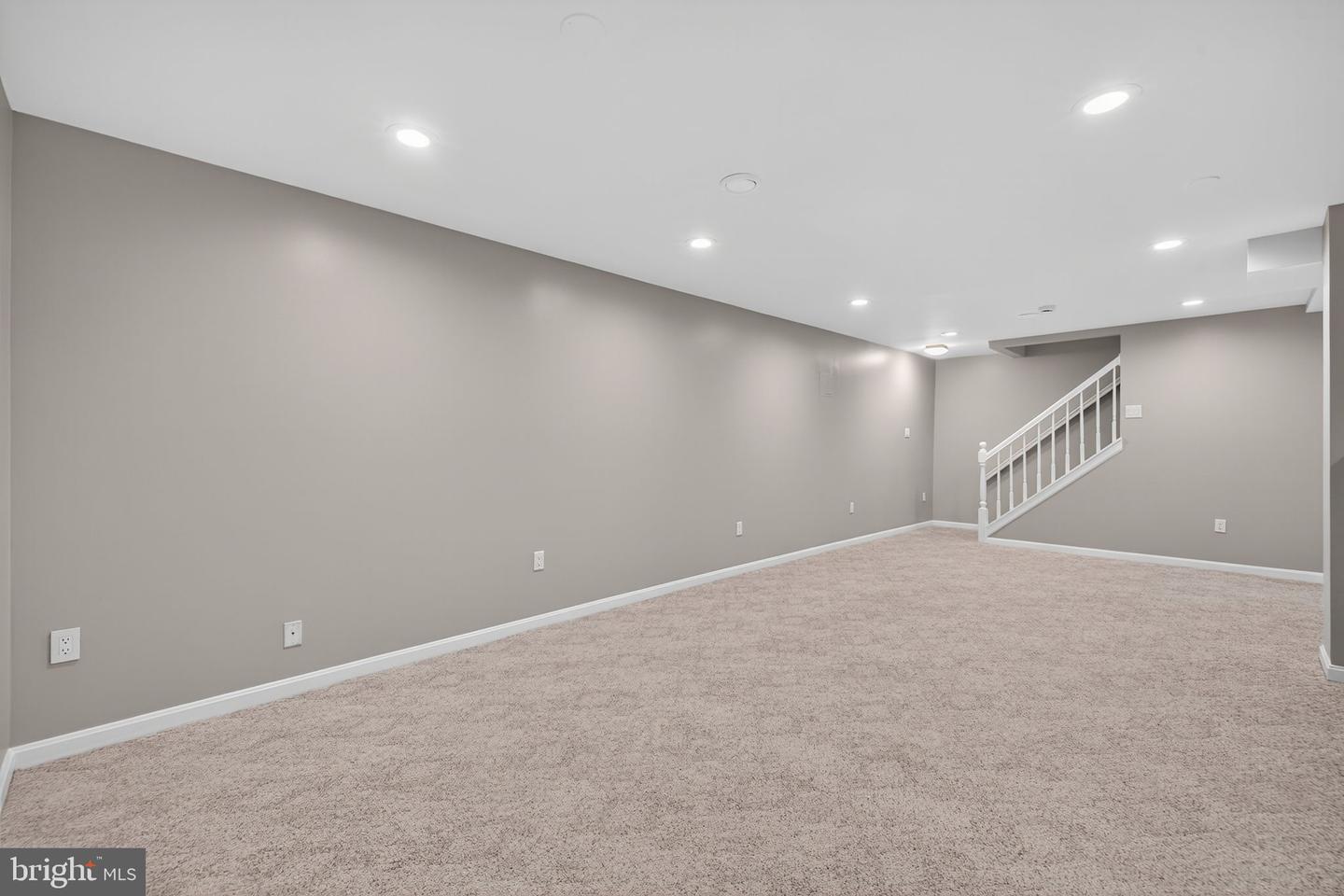 3613 GREAT LAUREL LN, FAIRFAX, Virginia 22033, 4 Bedrooms Bedrooms, ,3 BathroomsBathrooms,Residential,For sale,3613 GREAT LAUREL LN,VAFX2273204 MLS # VAFX2273204