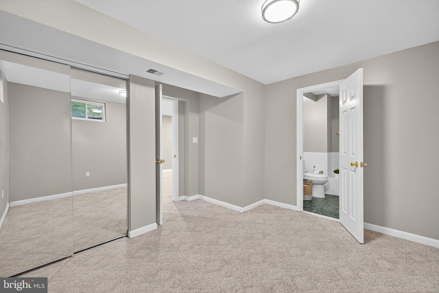 3613 GREAT LAUREL LN, FAIRFAX, Virginia 22033, 4 Bedrooms Bedrooms, ,3 BathroomsBathrooms,Residential,For sale,3613 GREAT LAUREL LN,VAFX2273204 MLS # VAFX2273204