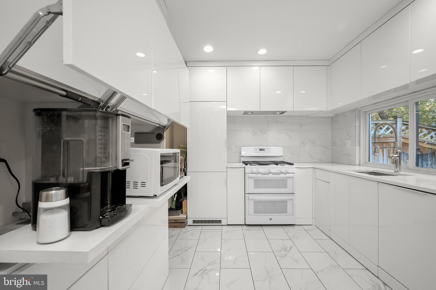 1906 37TH ST NW, WASHINGTON, District Of Columbia 20007, 3 Bedrooms Bedrooms, ,3 BathroomsBathrooms,Residential,For sale,1906 37TH ST NW,DCDC2226362 MLS # DCDC2226362 1906 37TH ST NW, WASHINGTON, District Of Columbia 20007, 3 Bedrooms Bedrooms, ,3 BathroomsBathrooms,Residential,For sale,1906 37TH ST NW,DCDC2226362 MLS # DCDC2226362