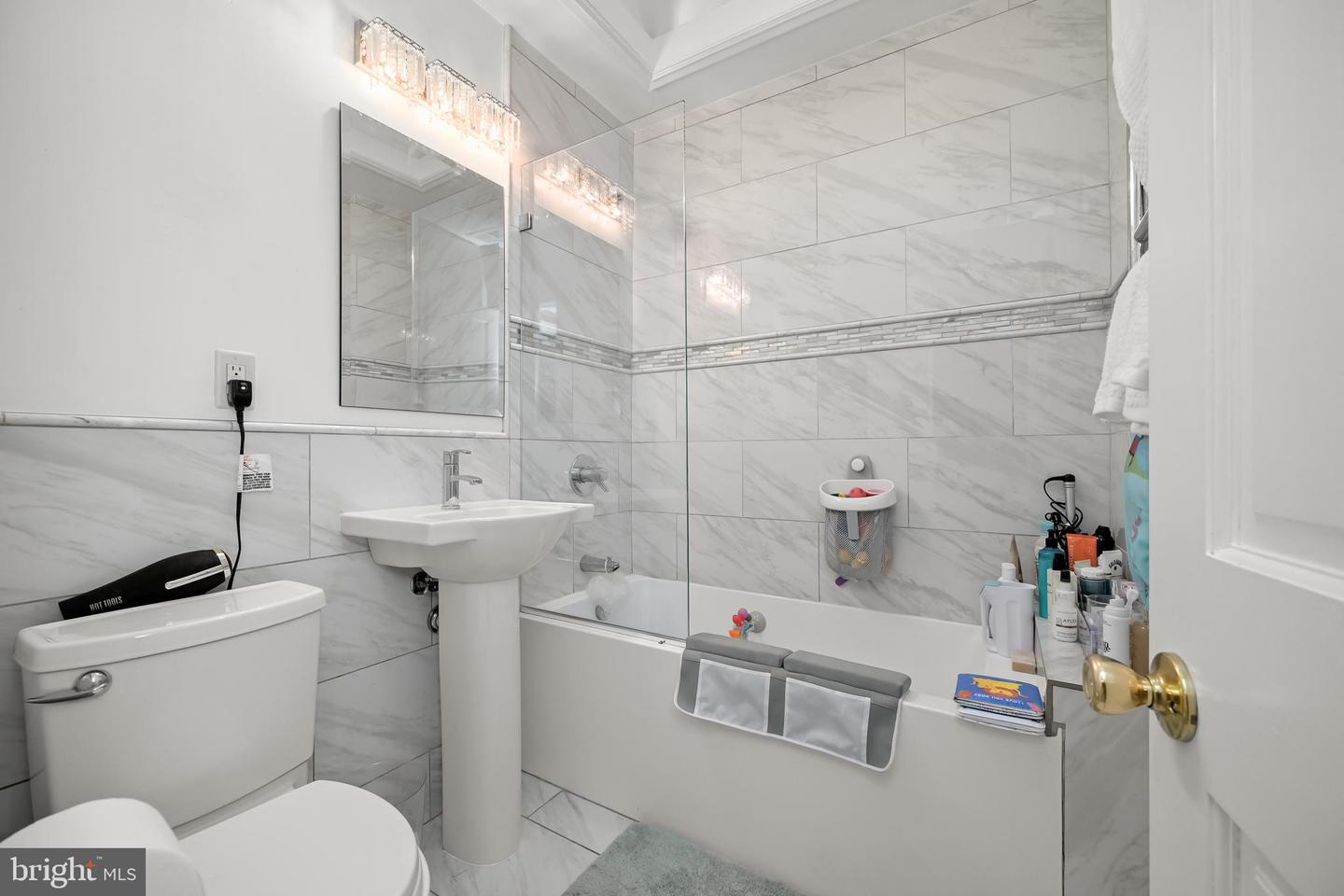 1906 37TH ST NW, WASHINGTON, District Of Columbia 20007, 3 Bedrooms Bedrooms, ,3 BathroomsBathrooms,Residential,For sale,1906 37TH ST NW,DCDC2226362 MLS # DCDC2226362 1906 37TH ST NW, WASHINGTON, District Of Columbia 20007, 3 Bedrooms Bedrooms, ,3 BathroomsBathrooms,Residential,For sale,1906 37TH ST NW,DCDC2226362 MLS # DCDC2226362