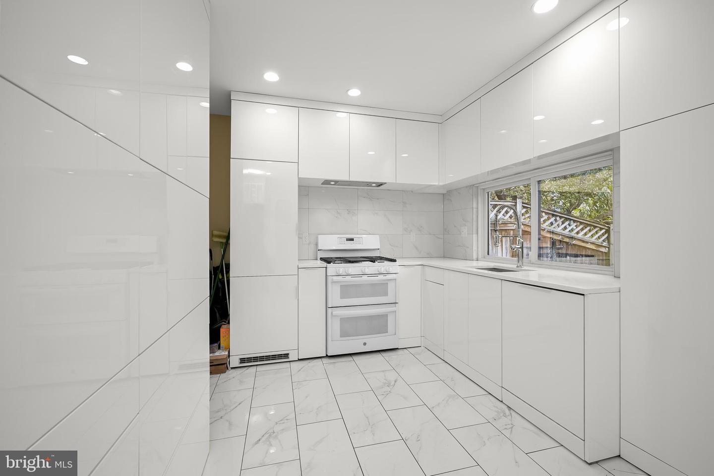 1906 37TH ST NW, WASHINGTON, District Of Columbia 20007, 3 Bedrooms Bedrooms, ,3 BathroomsBathrooms,Residential,For sale,1906 37TH ST NW,DCDC2226362 MLS # DCDC2226362 1906 37TH ST NW, WASHINGTON, District Of Columbia 20007, 3 Bedrooms Bedrooms, ,3 BathroomsBathrooms,Residential,For sale,1906 37TH ST NW,DCDC2226362 MLS # DCDC2226362