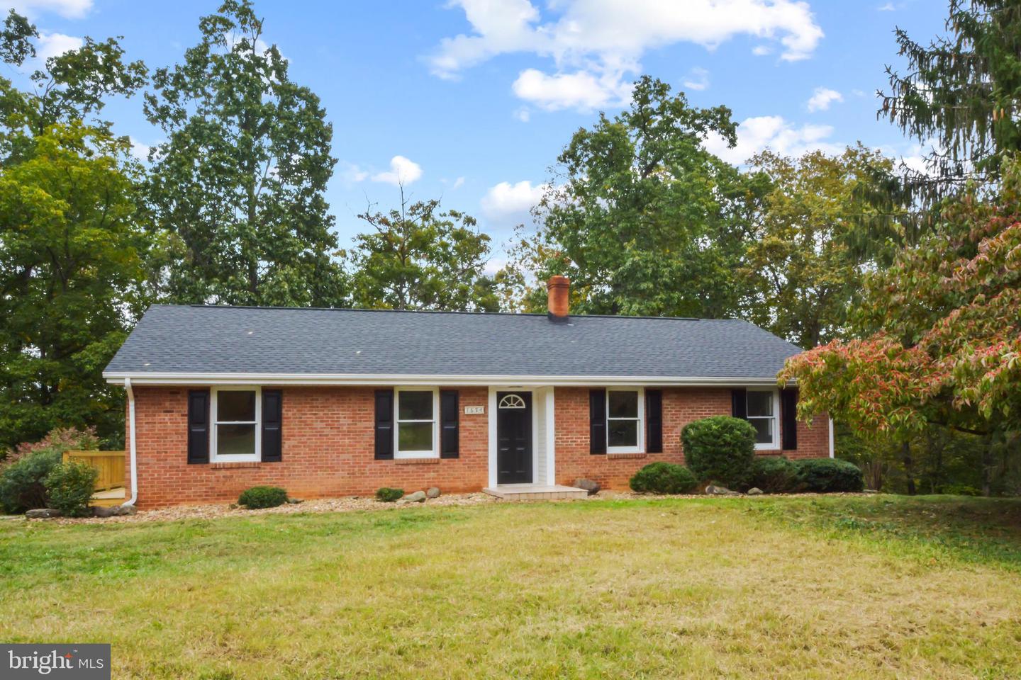 1624 WHITE HILL RD, STUARTS DRAFT, Virginia 24477, 3 Bedrooms Bedrooms, ,2 BathroomsBathrooms,Residential,For sale,1624 WHITE HILL RD,VAAG2002696 MLS # VAAG2002696