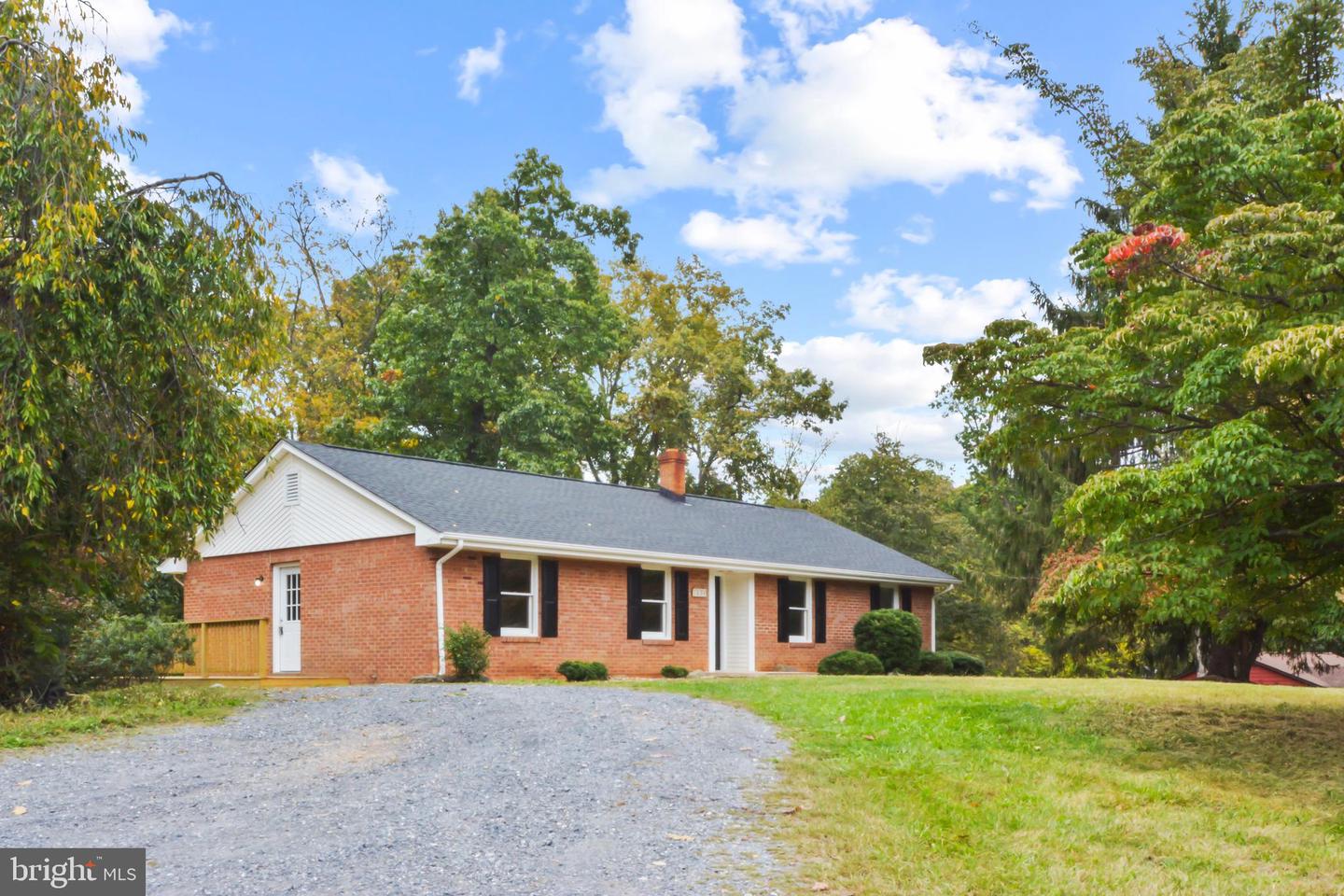 1624 WHITE HILL RD, STUARTS DRAFT, Virginia 24477, 3 Bedrooms Bedrooms, ,2 BathroomsBathrooms,Residential,For sale,1624 WHITE HILL RD,VAAG2002696 MLS # VAAG2002696